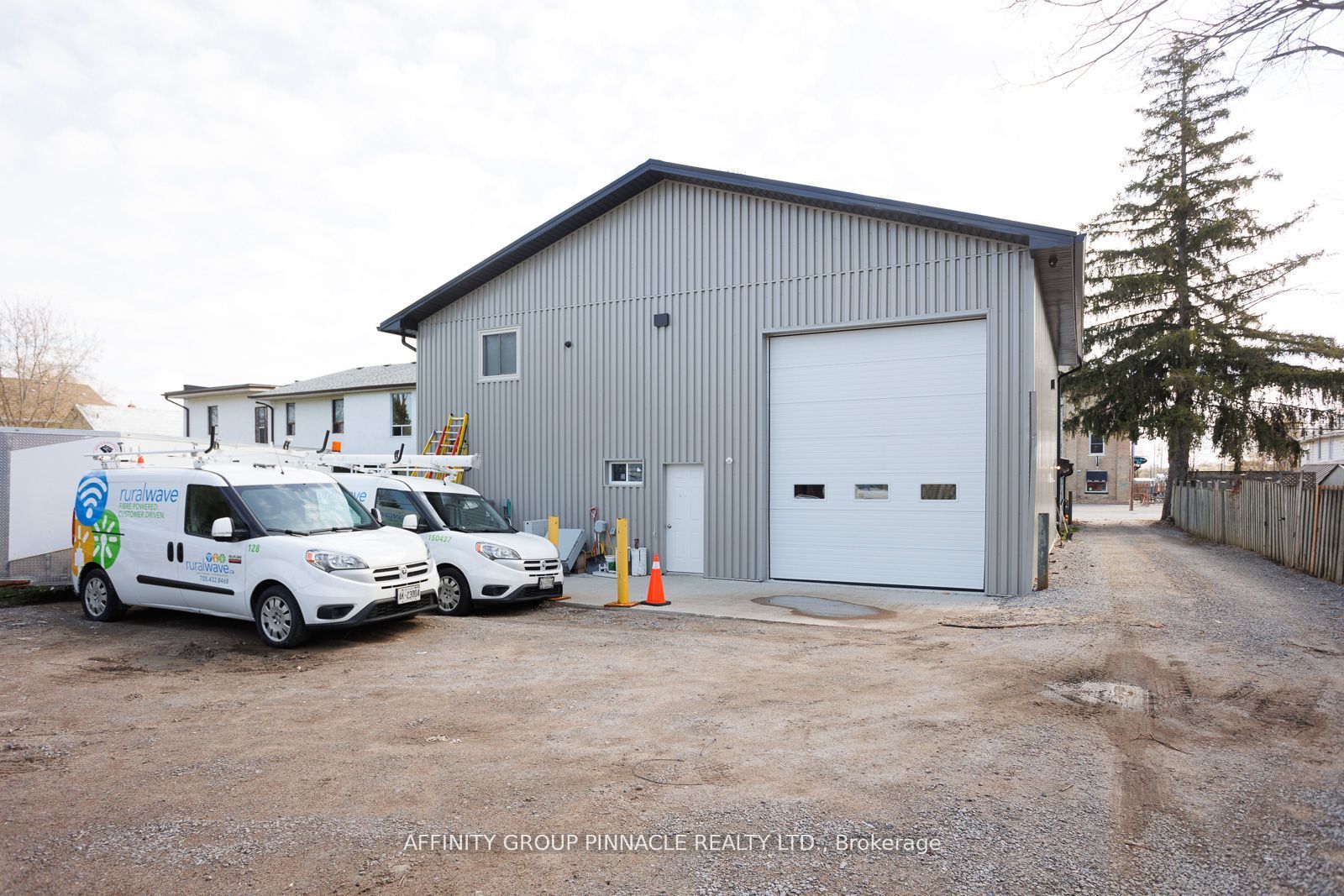 413 Eldon Rd Property Photo 1