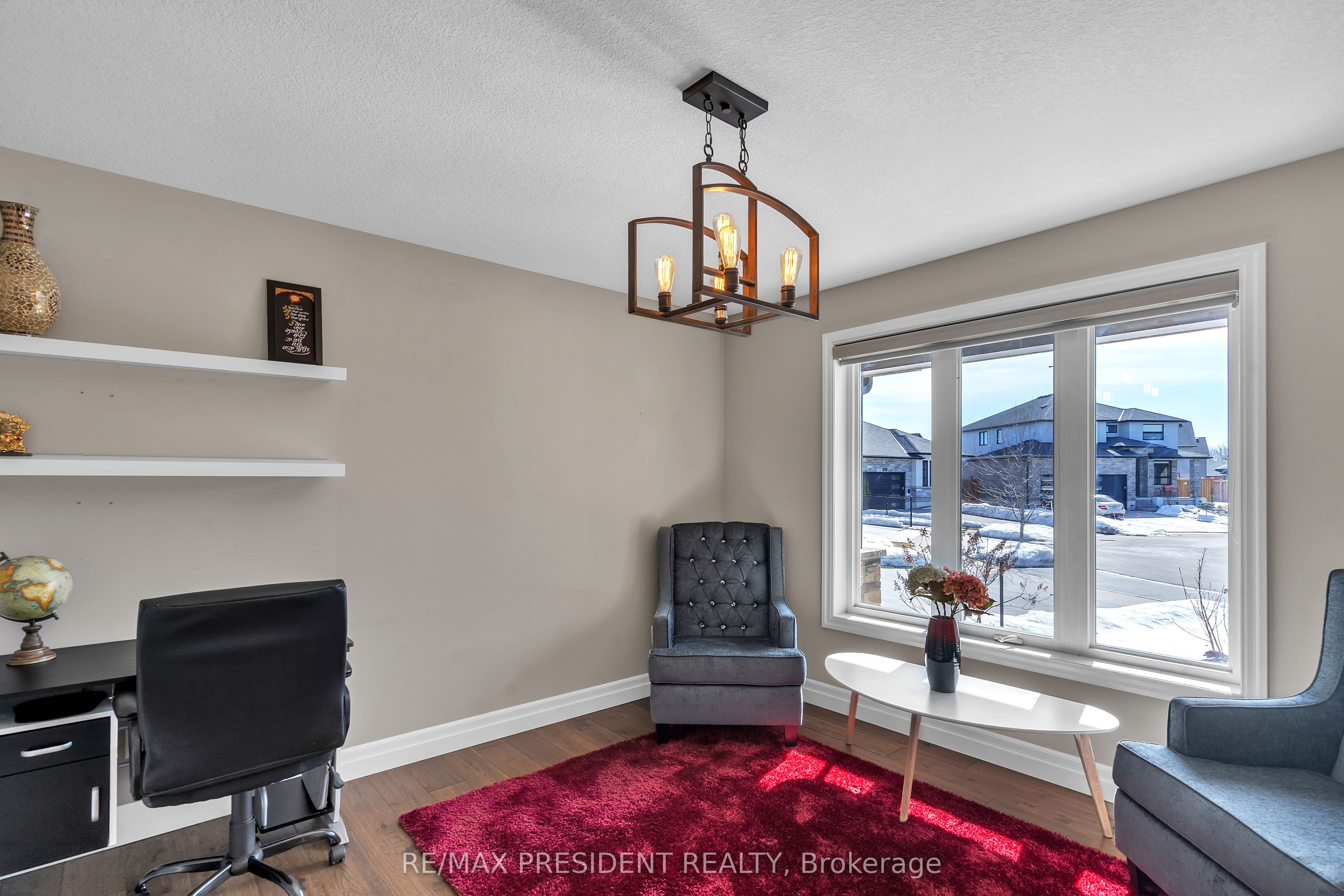 603 Hawthorne Place Property Photo 8