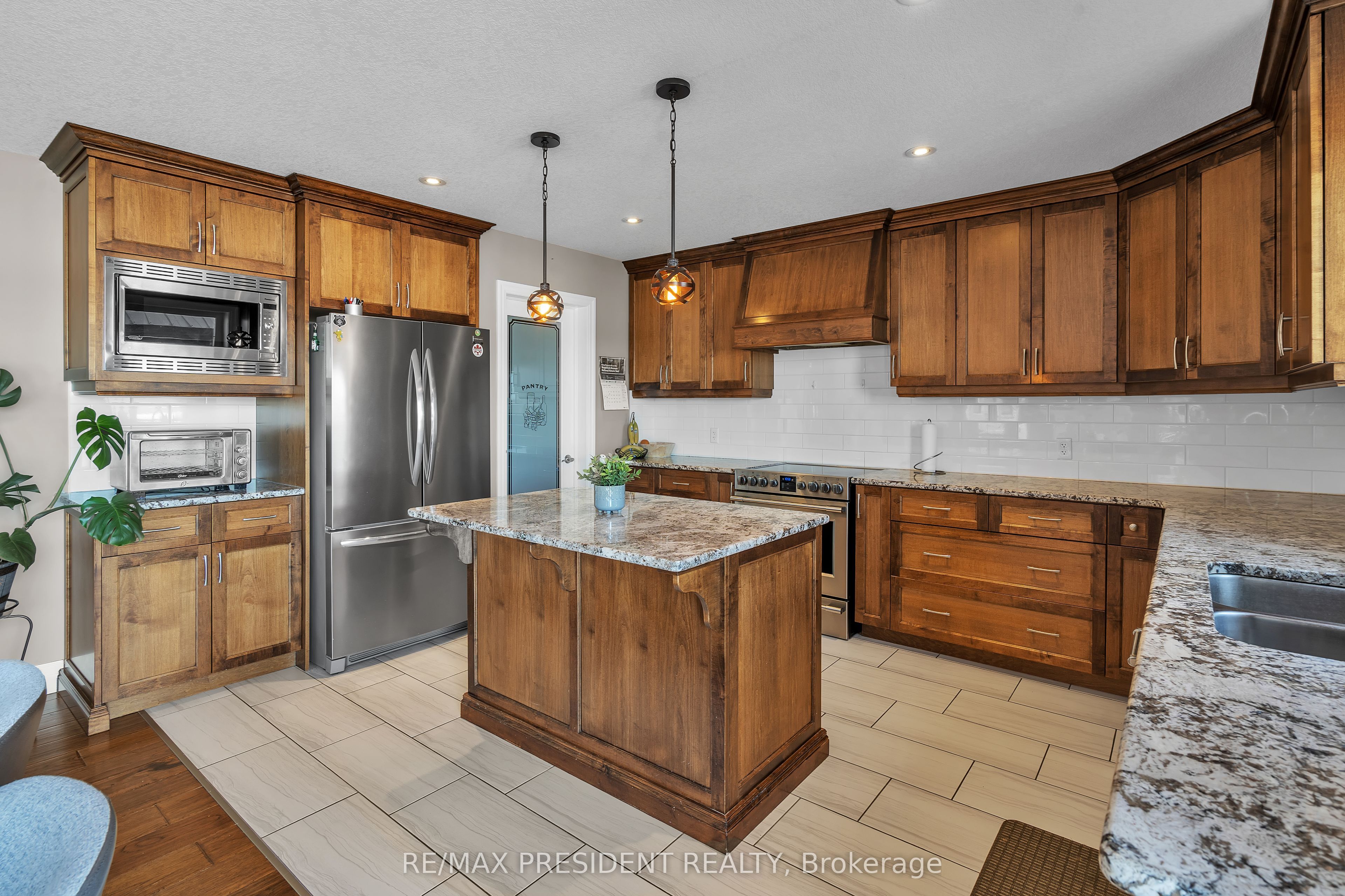 603 Hawthorne Place Property Photo 16