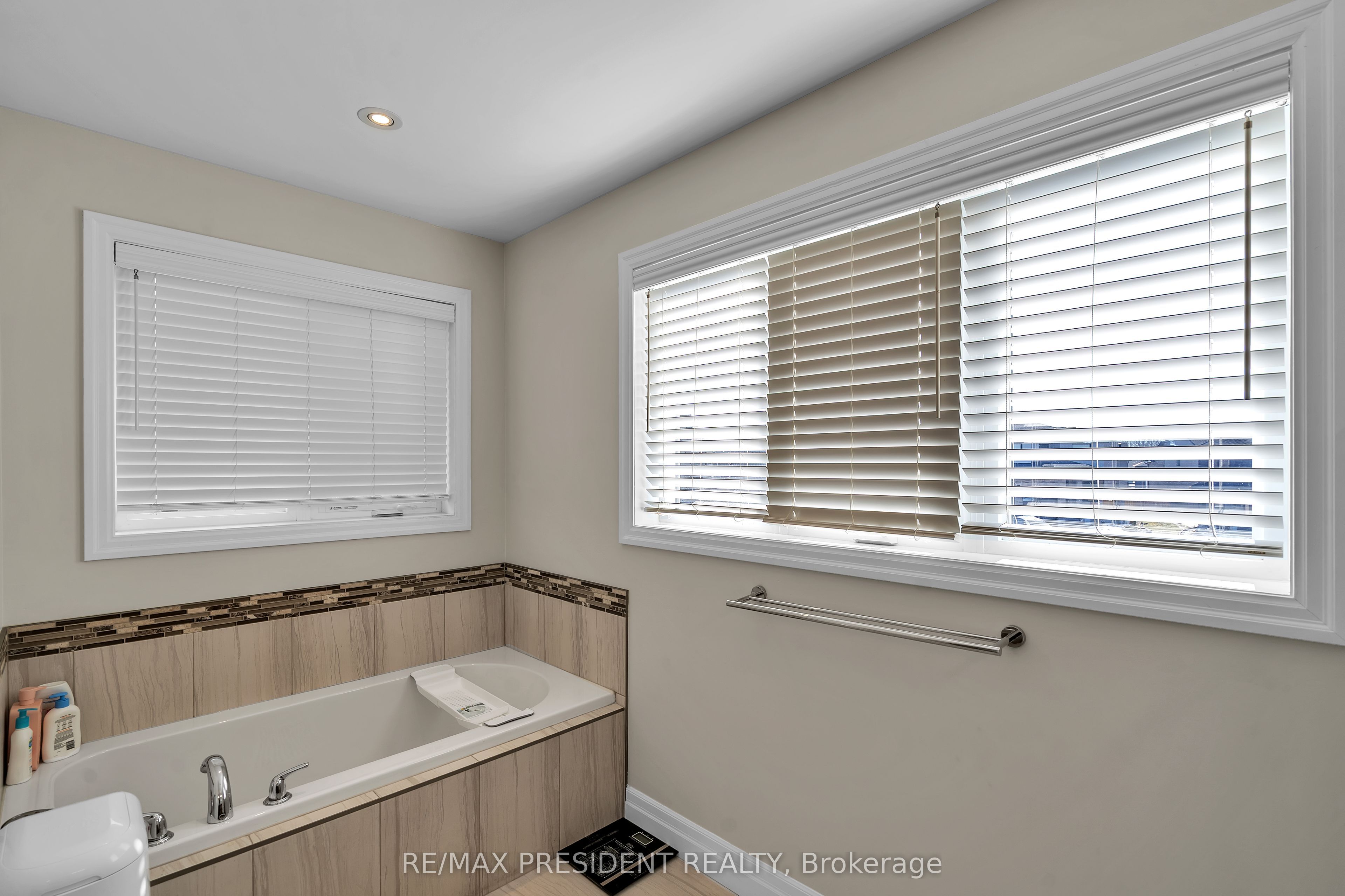 603 Hawthorne Place Property Photo 25