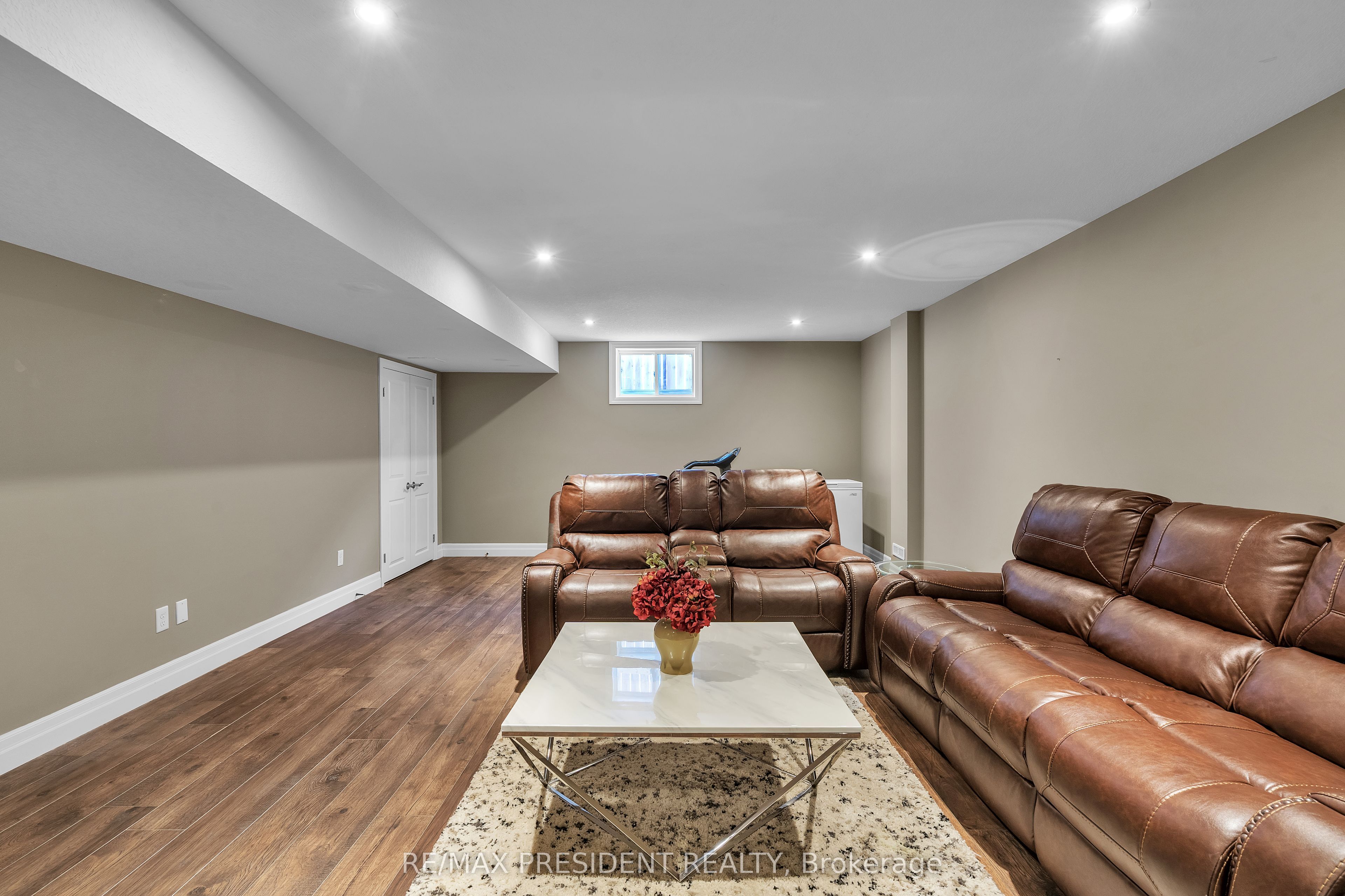 603 Hawthorne Place Property Photo 36