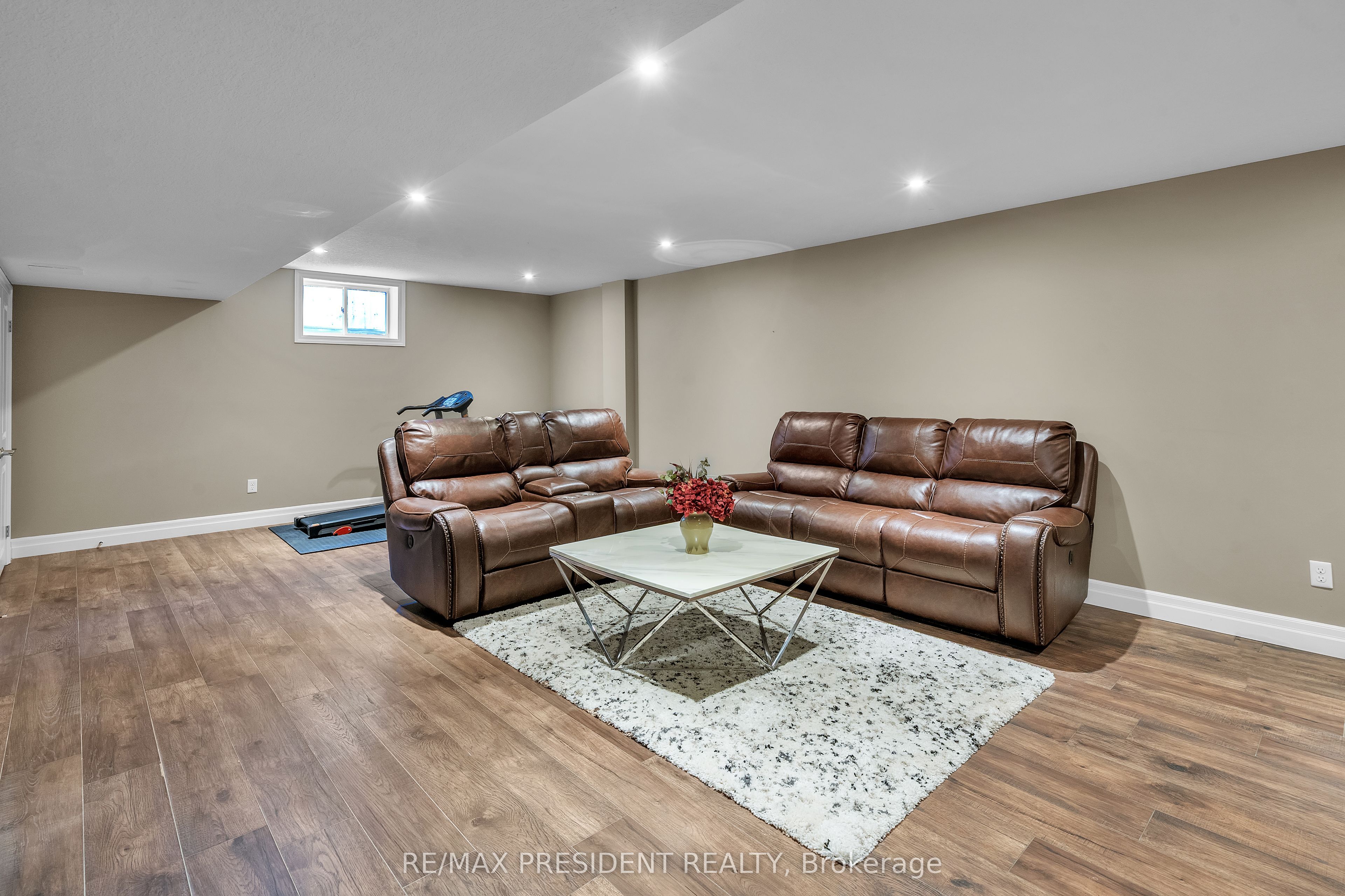 603 Hawthorne Place Property Photo 37