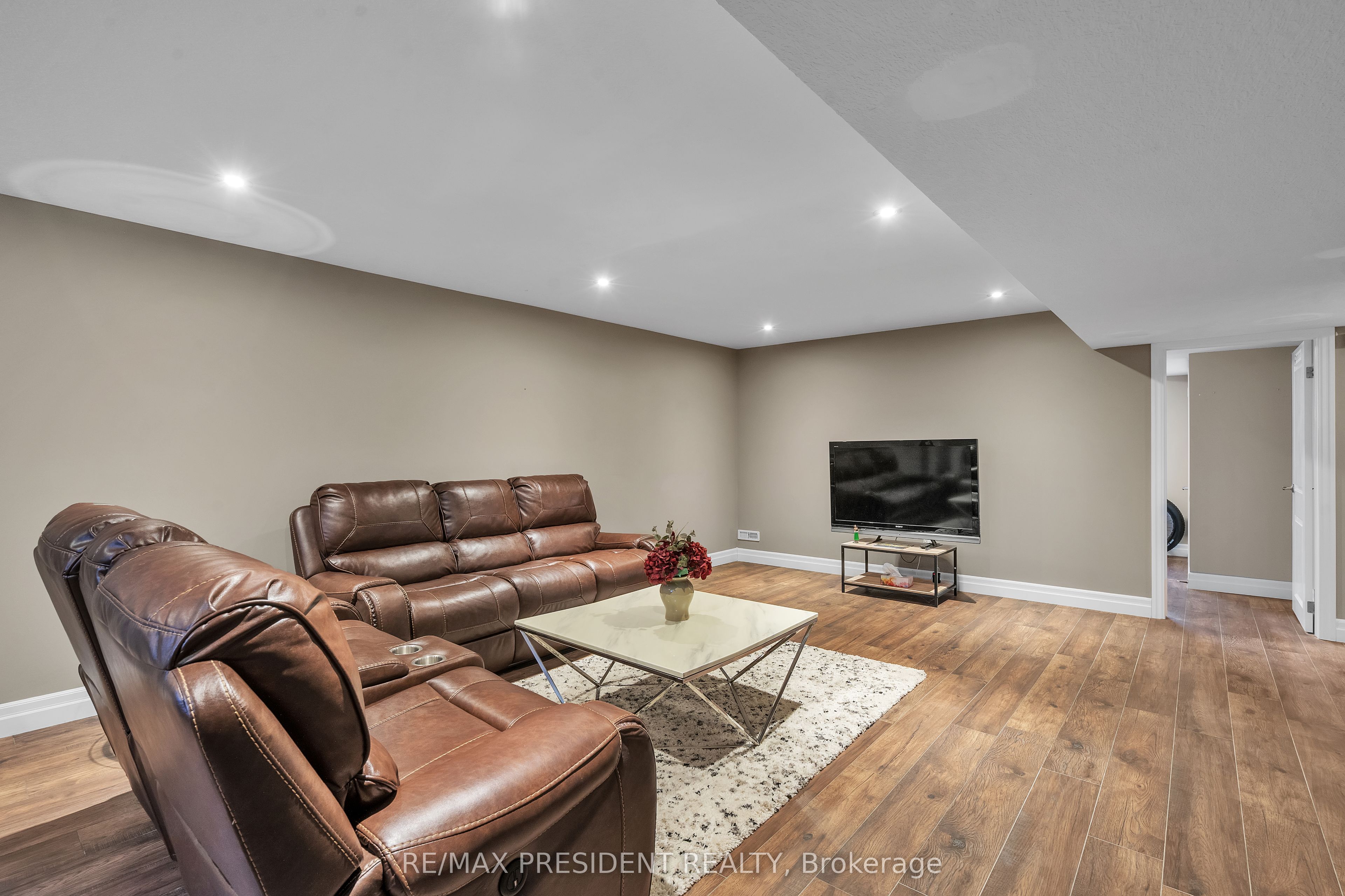 603 Hawthorne Place Property Photo 38