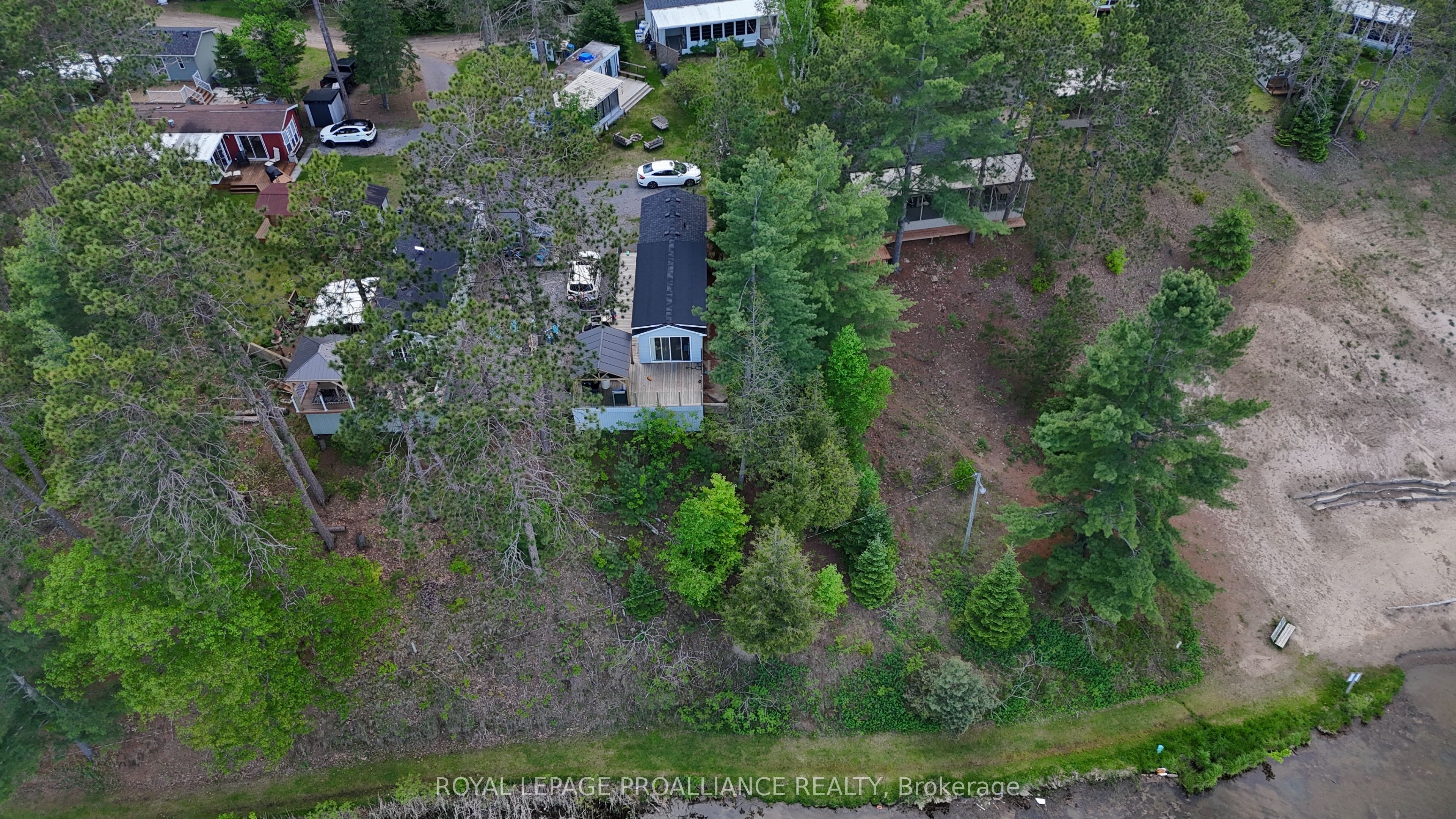 240 Pinewood Park Road H20 Property Photo 1