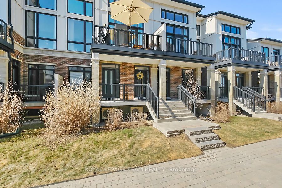 270 Pembina Private Property Photo 1