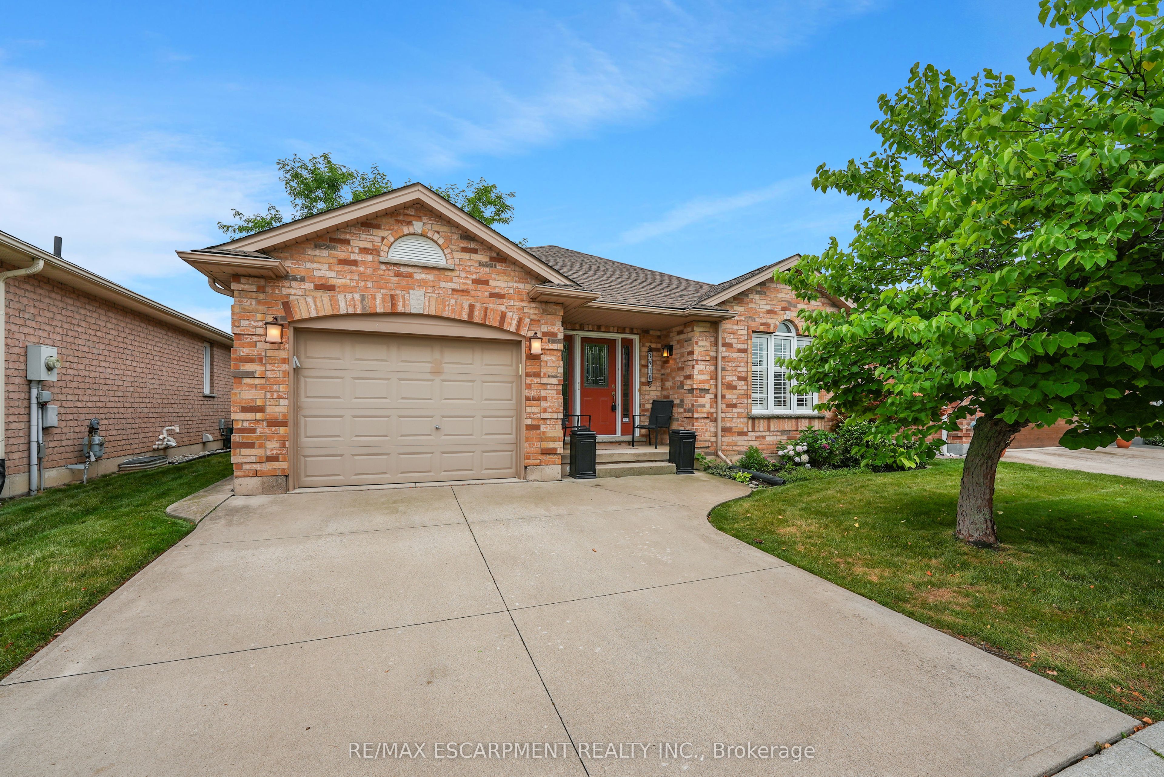 3910 Rainbow Ln Property Photo 1