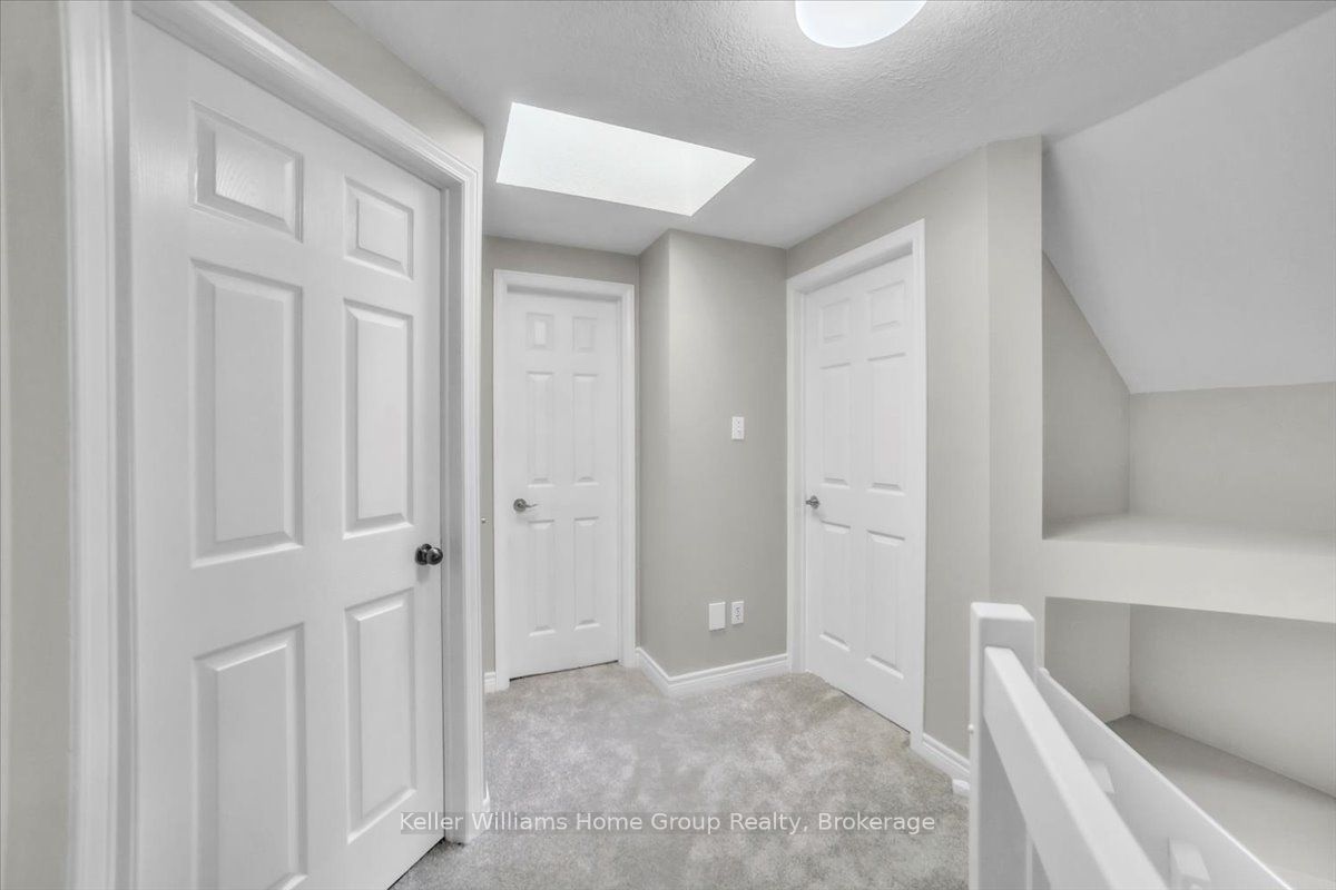 10 Periwinkle Way Property Photo 25