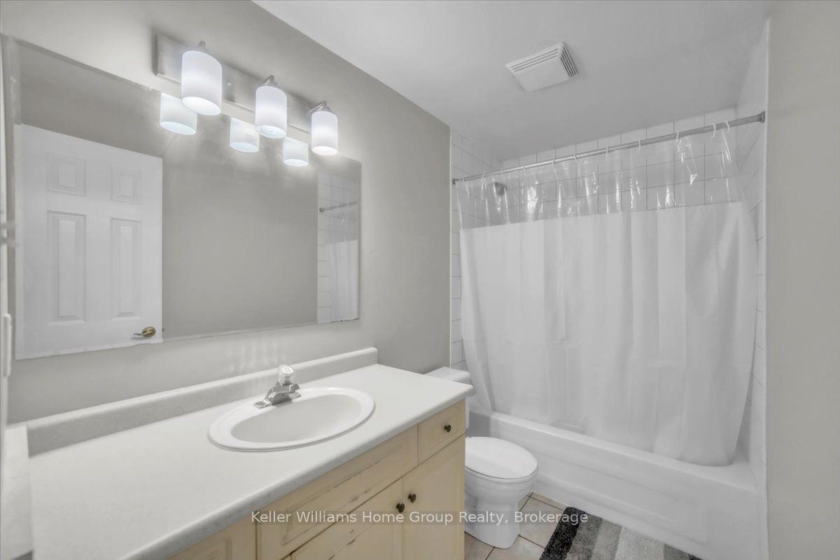 10 Periwinkle Way Property Photo 26