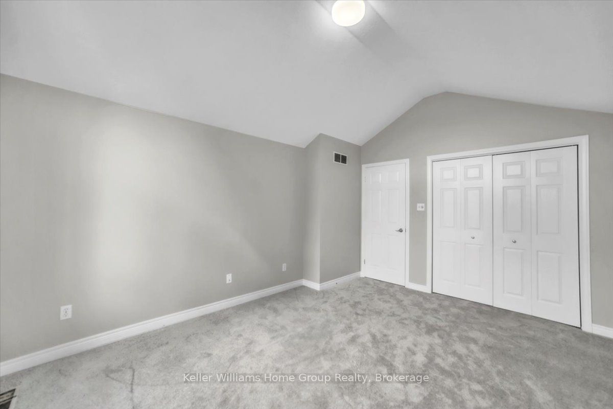 10 Periwinkle Way Property Photo 29