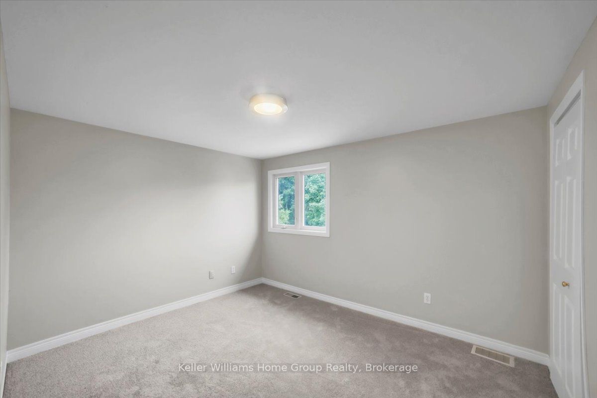 10 Periwinkle Way Property Photo 30