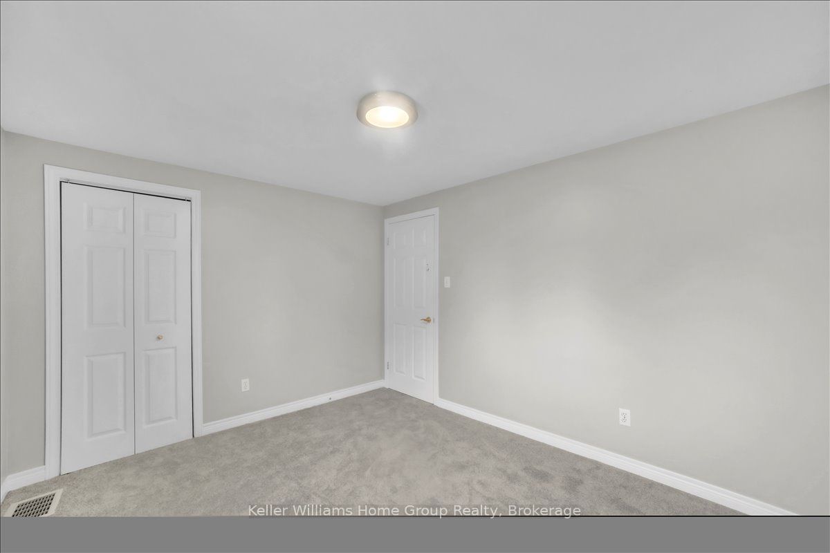 10 Periwinkle Way Property Photo 31