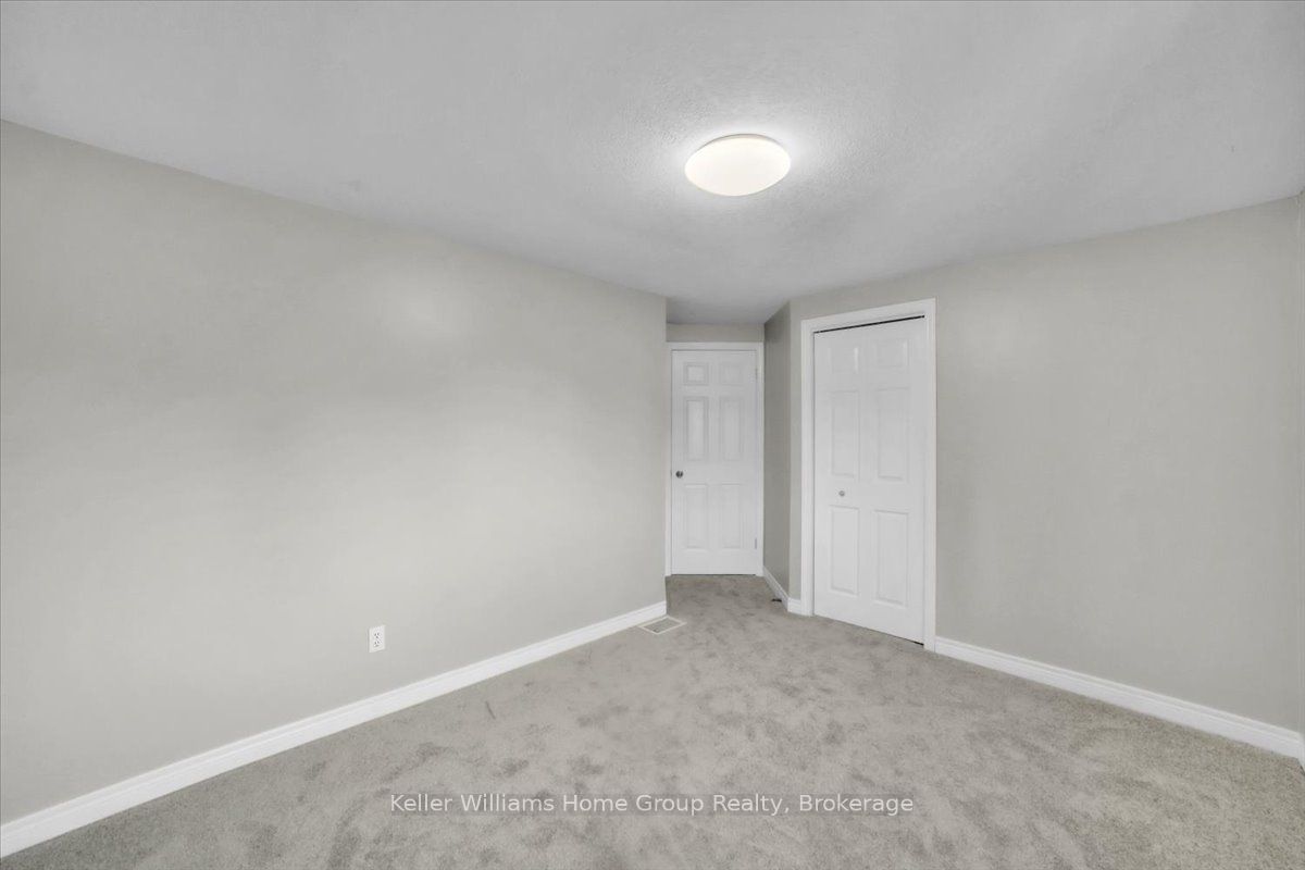 10 Periwinkle Way Property Photo 35