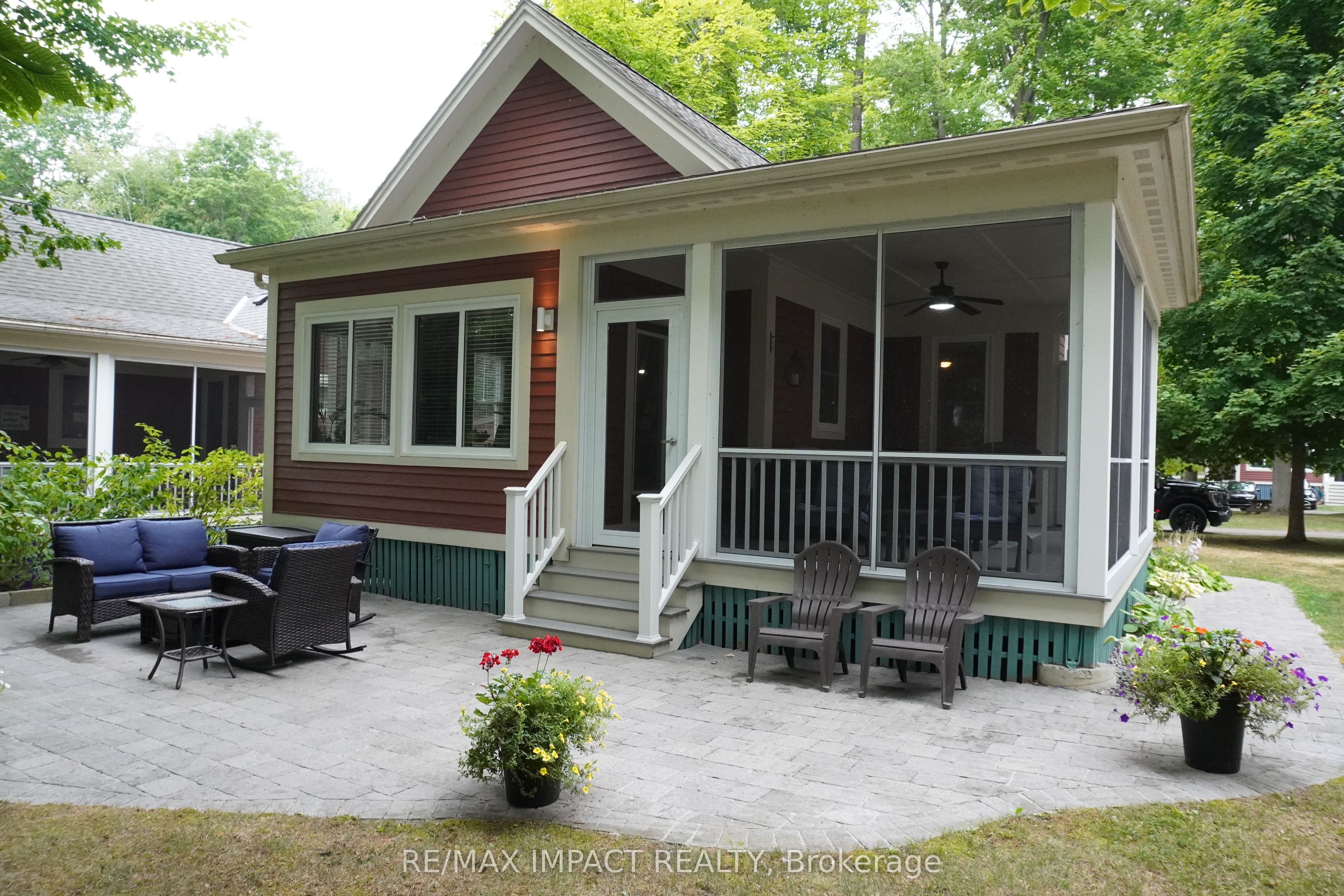 8 Pine Forest Lane Property Photo 1