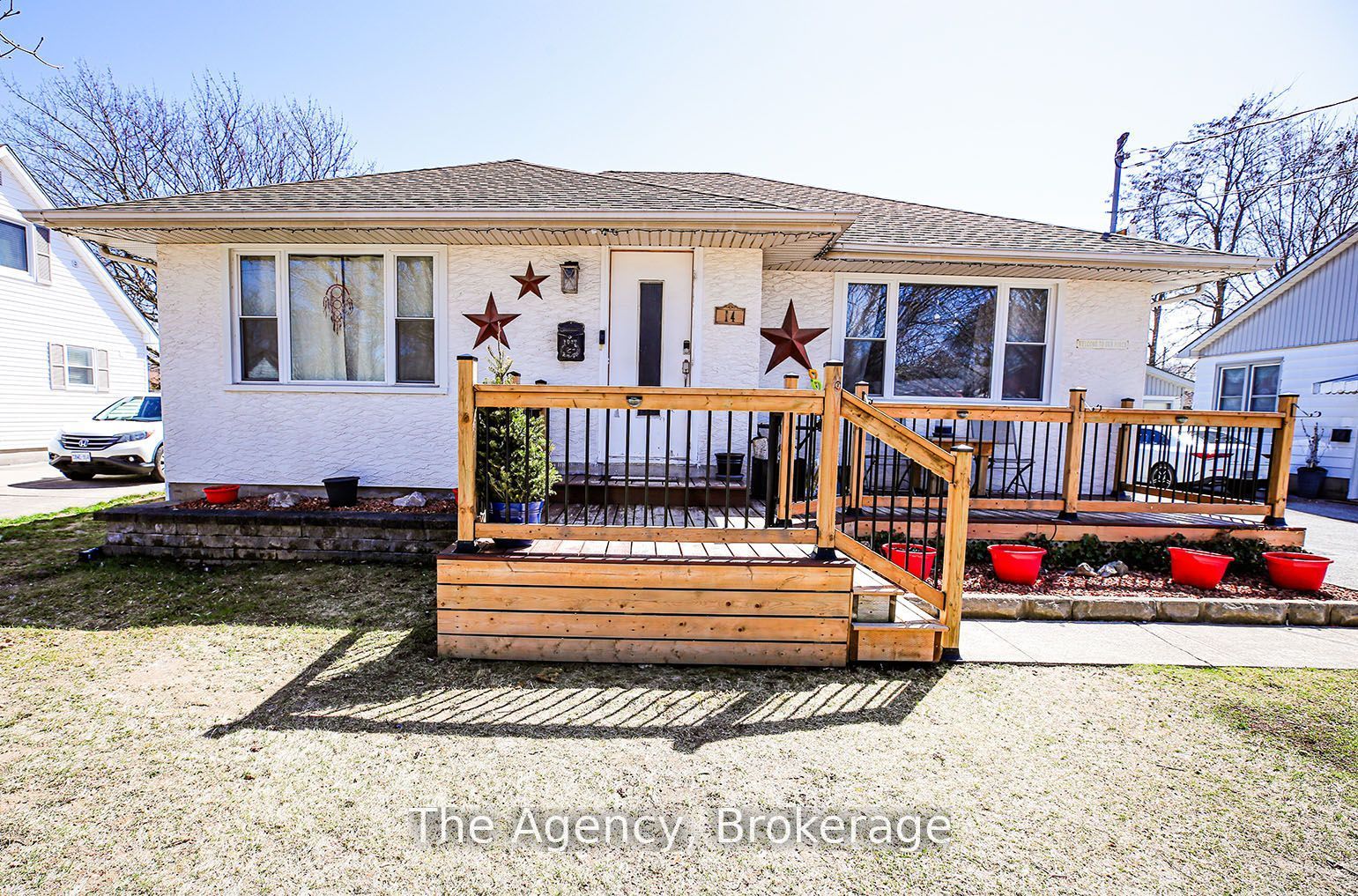 14 Heywood Avenue Property Photo 1