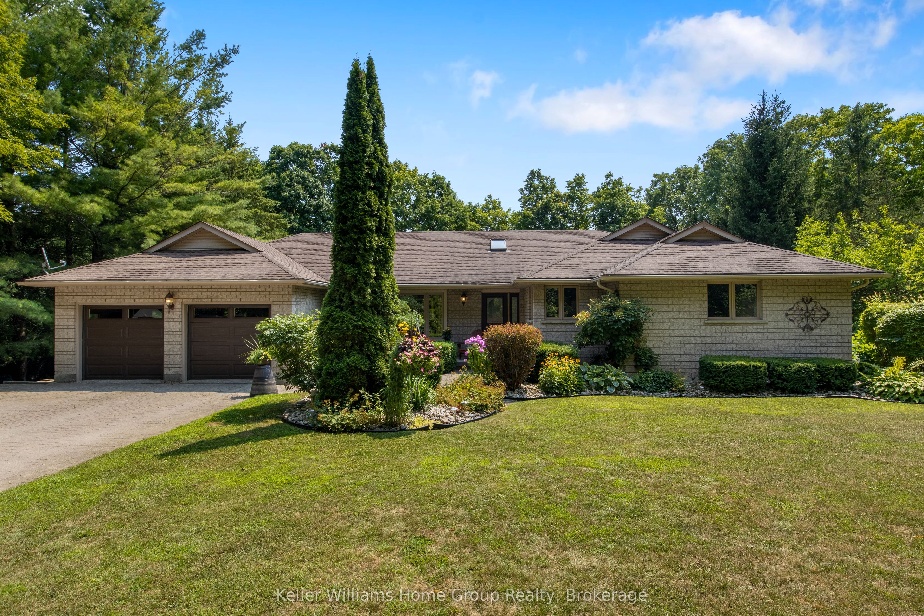 25 Riverview Drive Property Photo 1