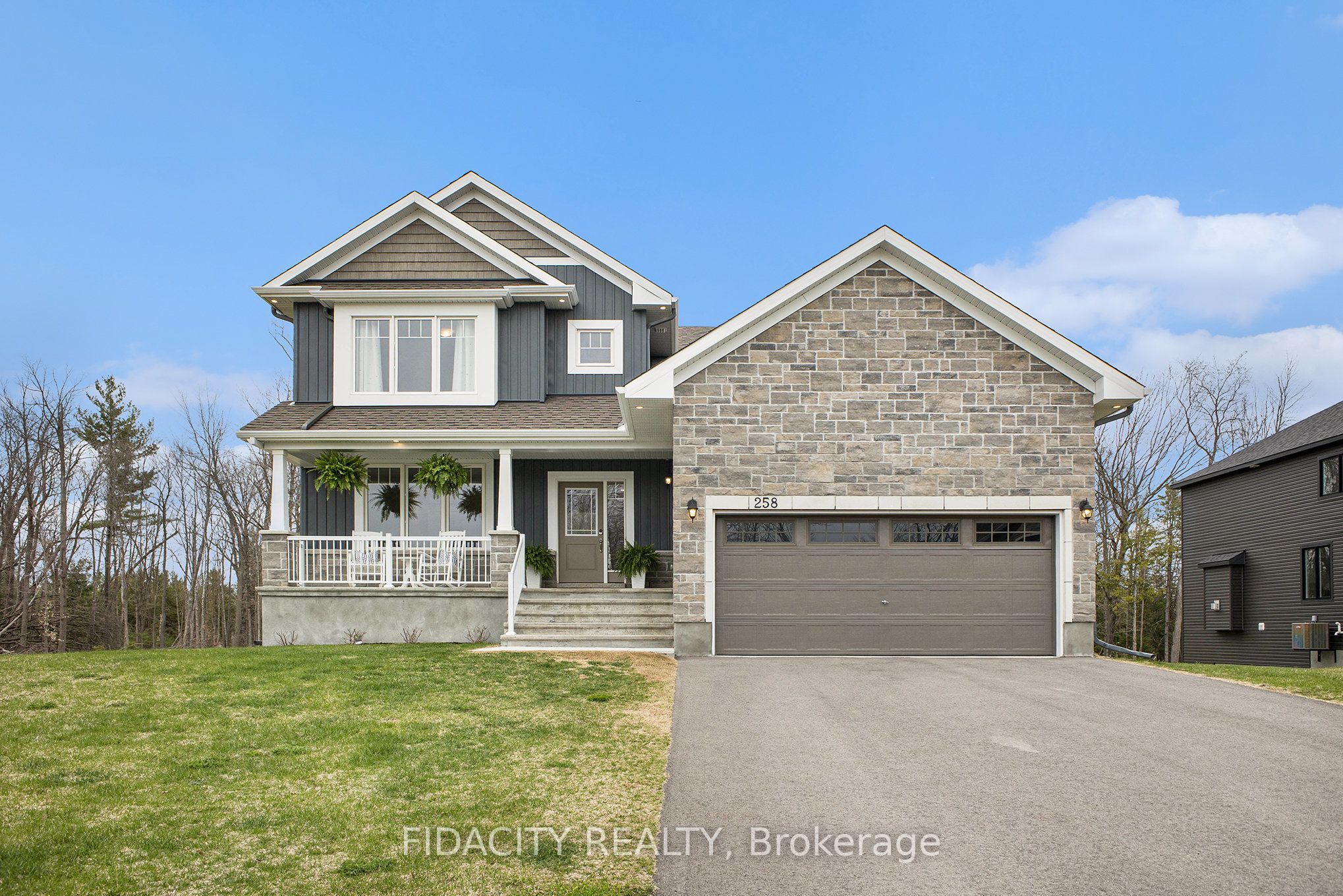258 Antler Court Property Photo 1