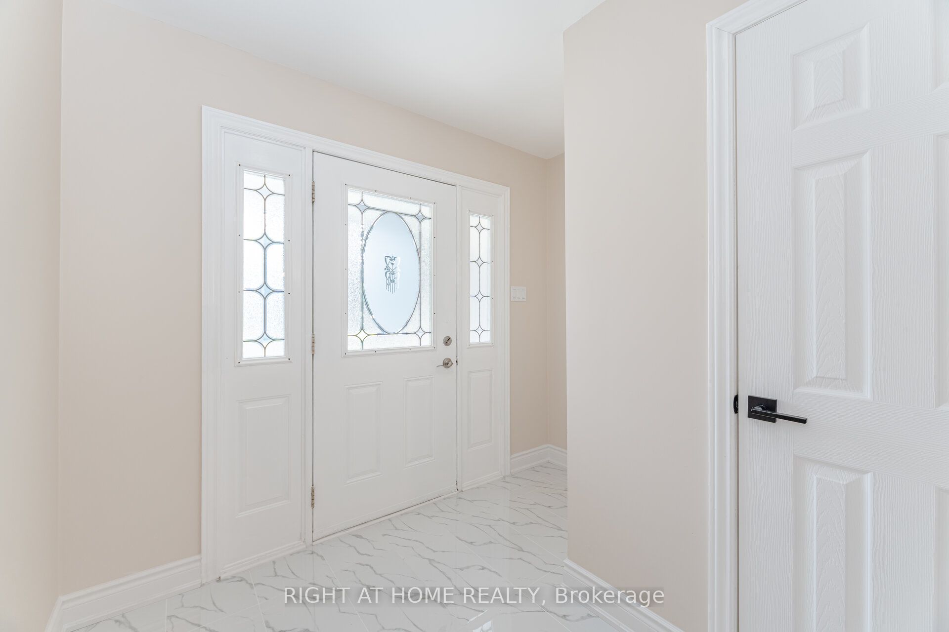 50 Albemarle Street Property Photo 6