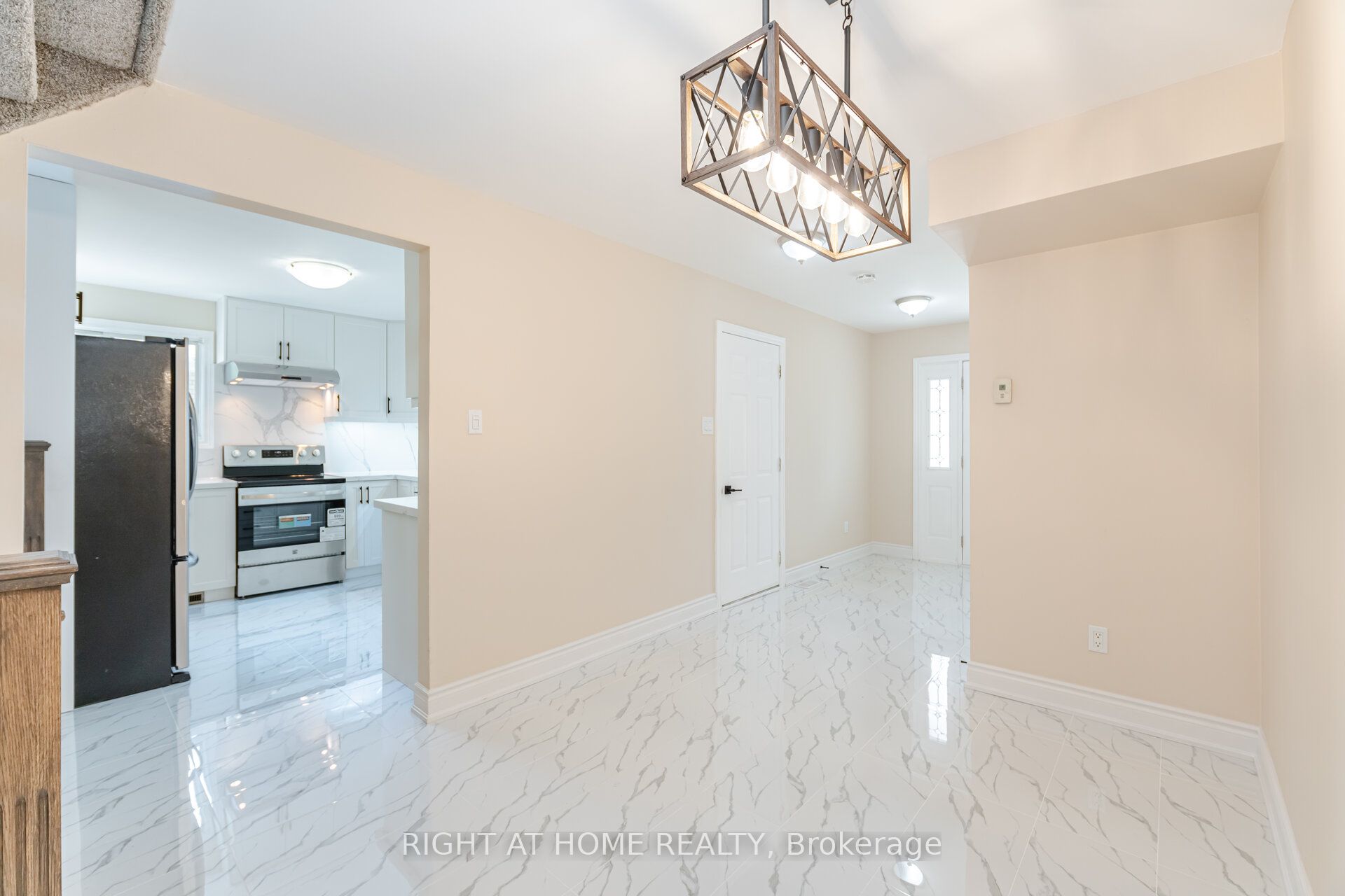 50 Albemarle Street Property Photo 9