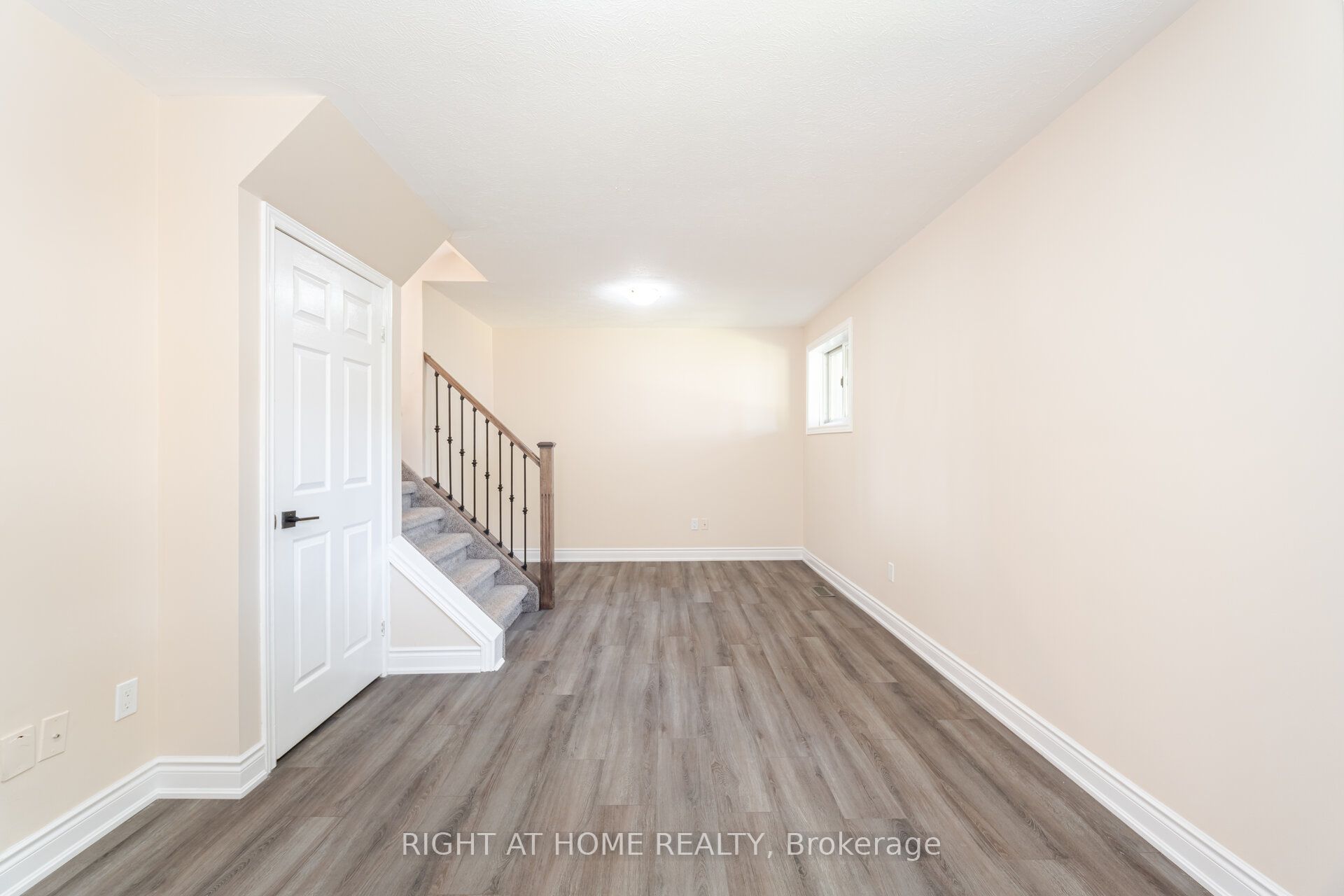 50 Albemarle Street Property Photo 29