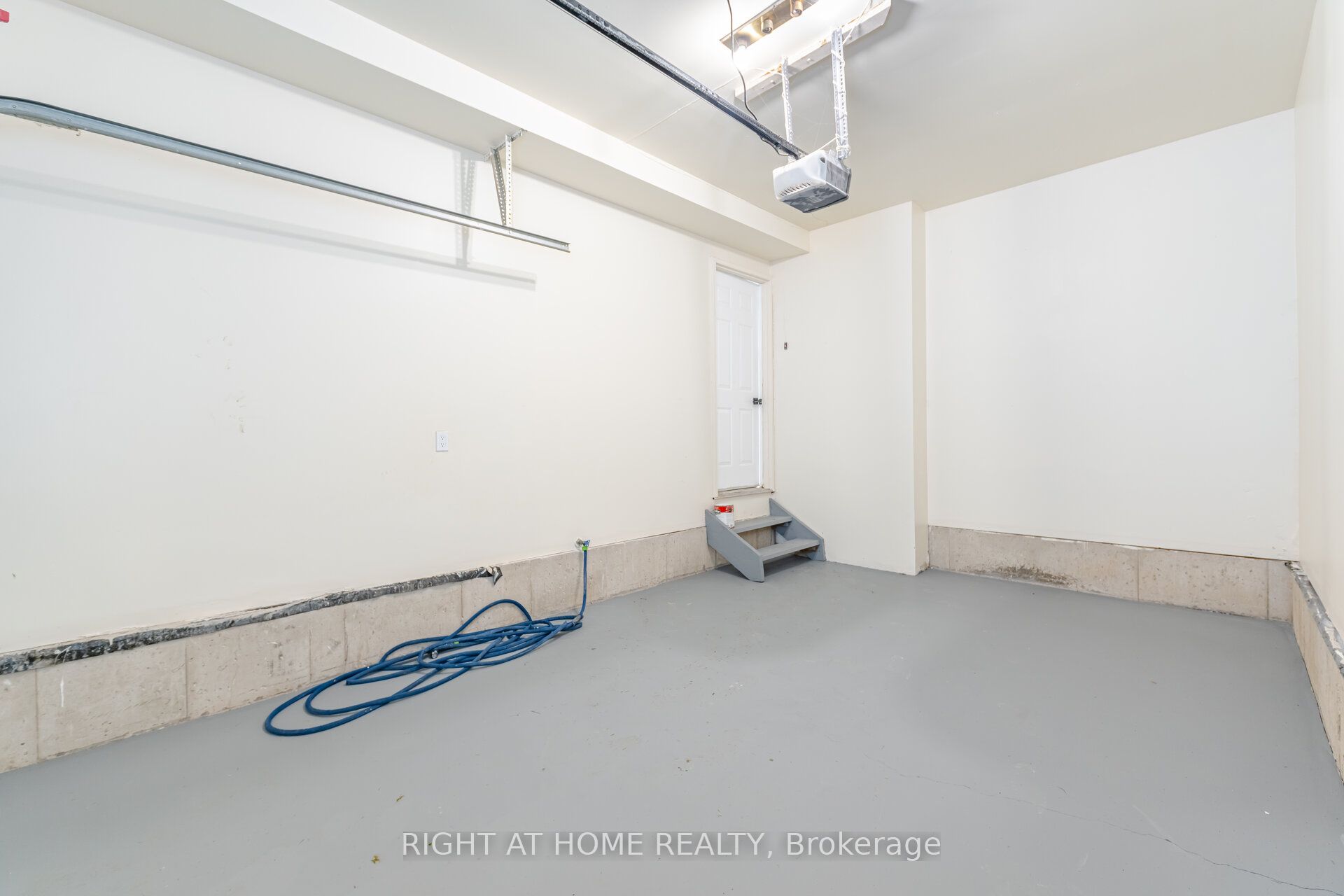 50 Albemarle Street Property Photo 35