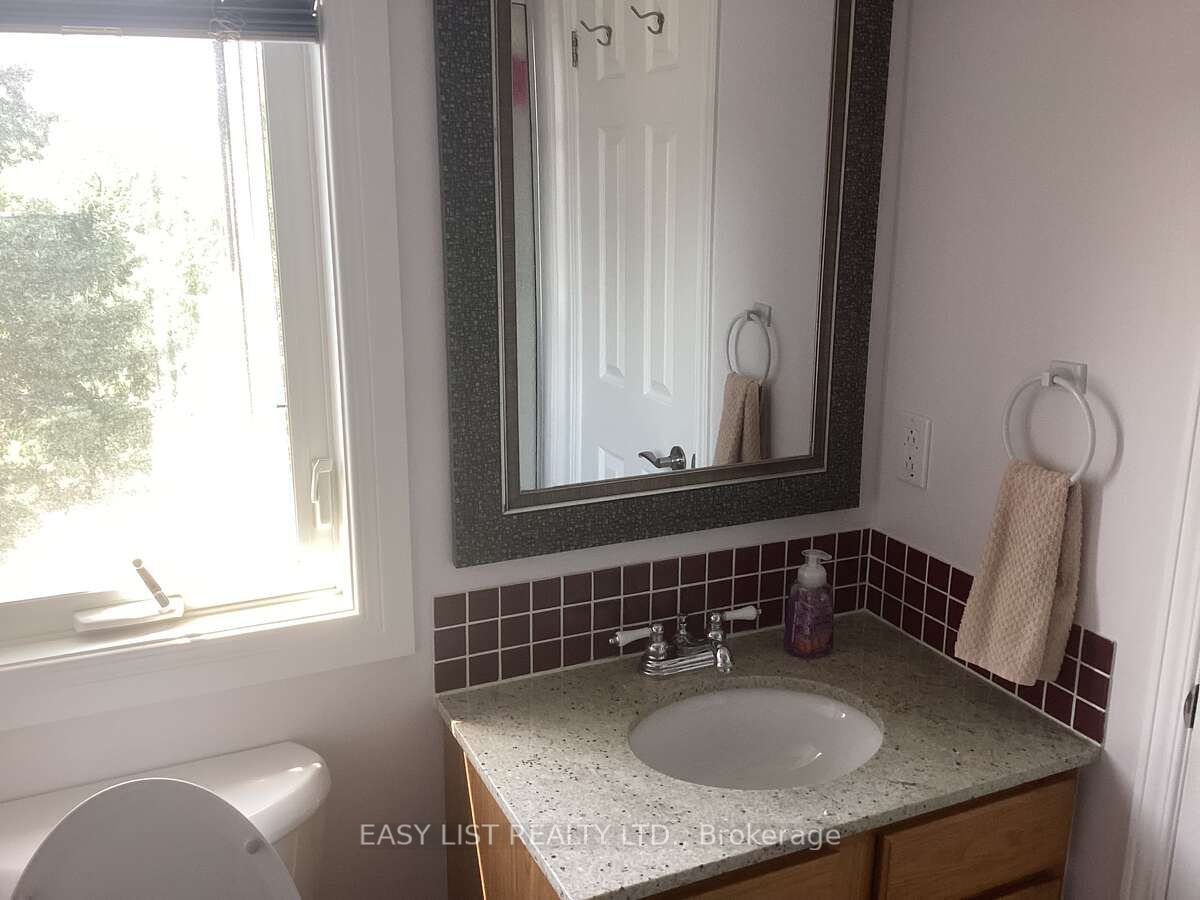 601 Macdonald Drive Property Photo 12
