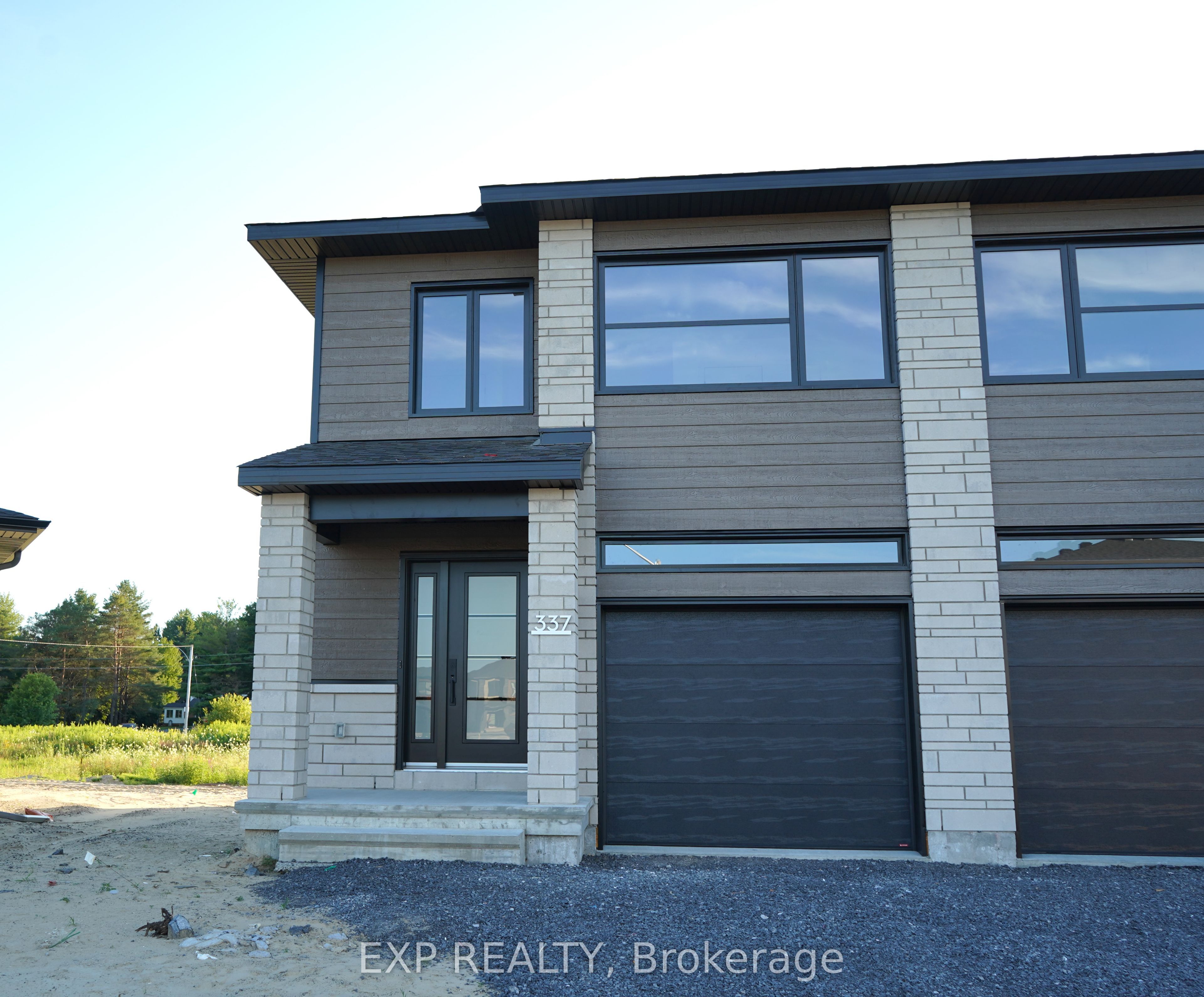 114 Lorie Street Property Photo 1
