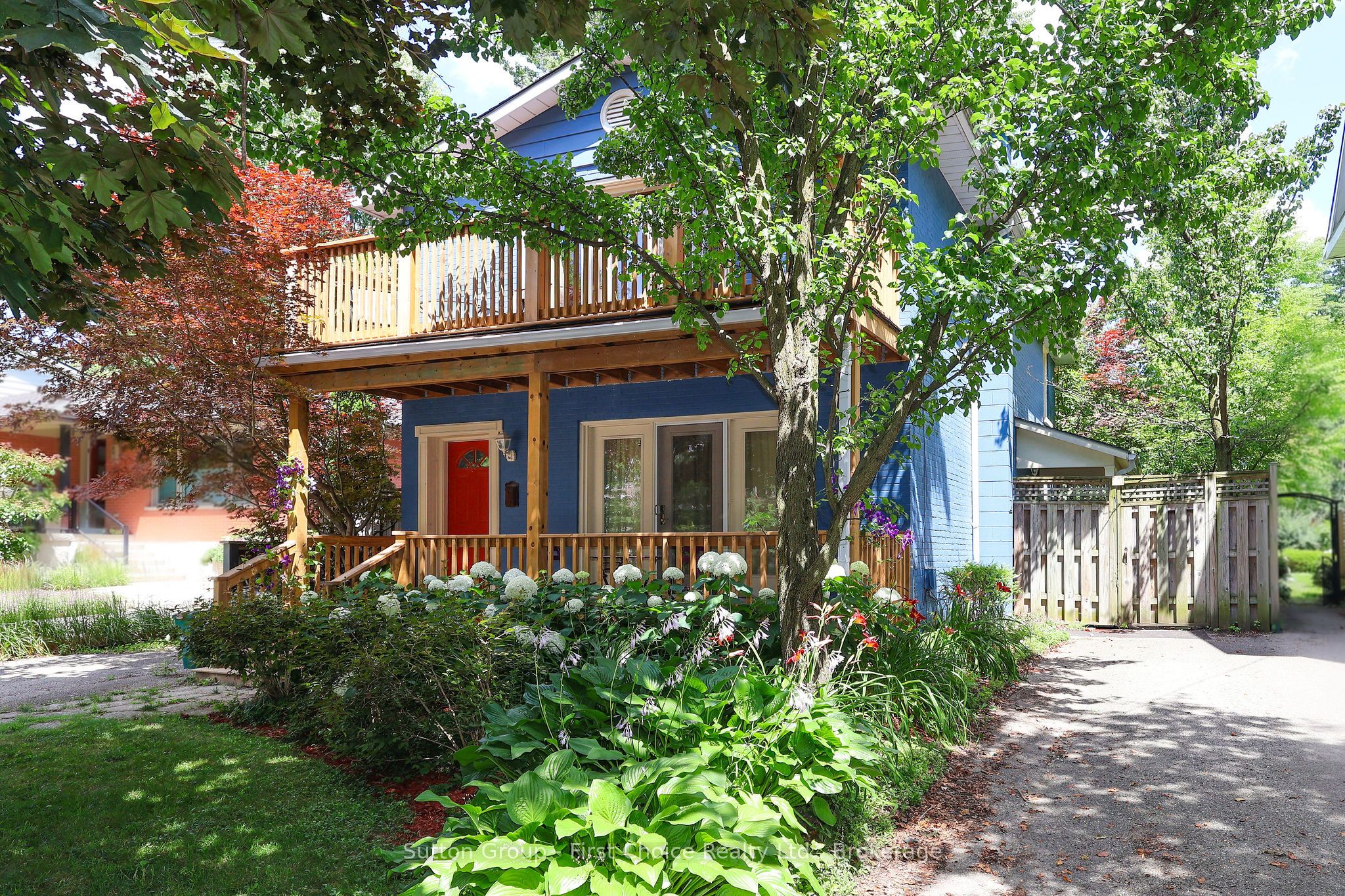 176 Cobourg St Property Photo 1