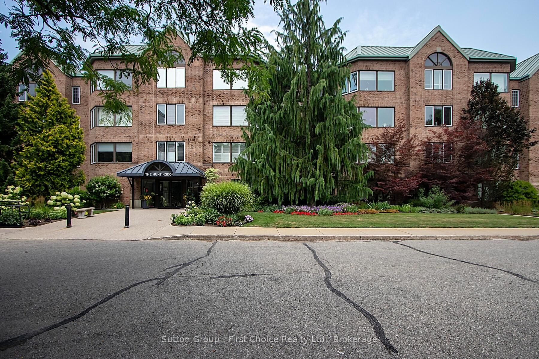 30 Front Street 206 Property Photo 2