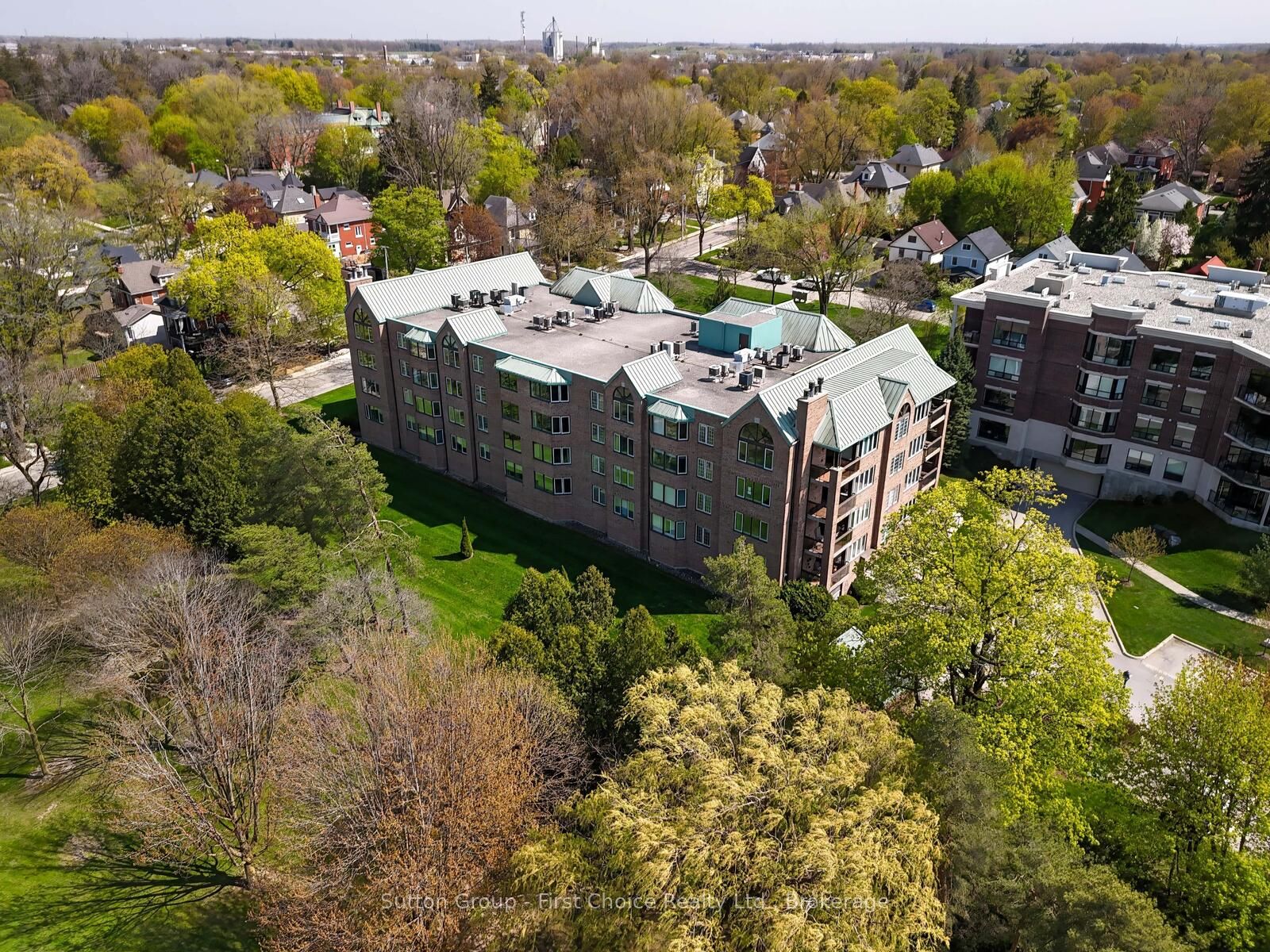 30 Front Street 206 Property Photo 6