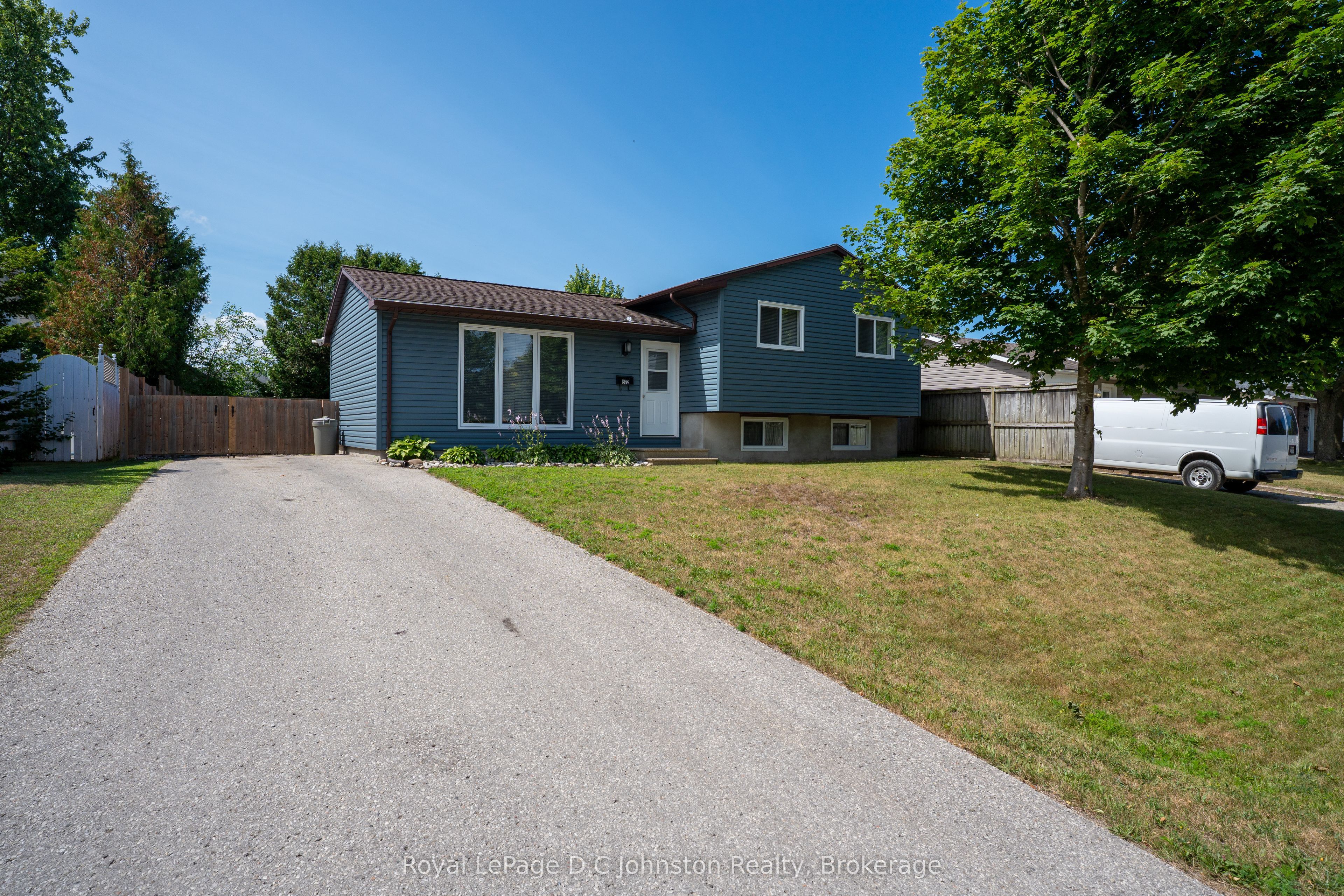 372 Provincial Street Property Photo 1