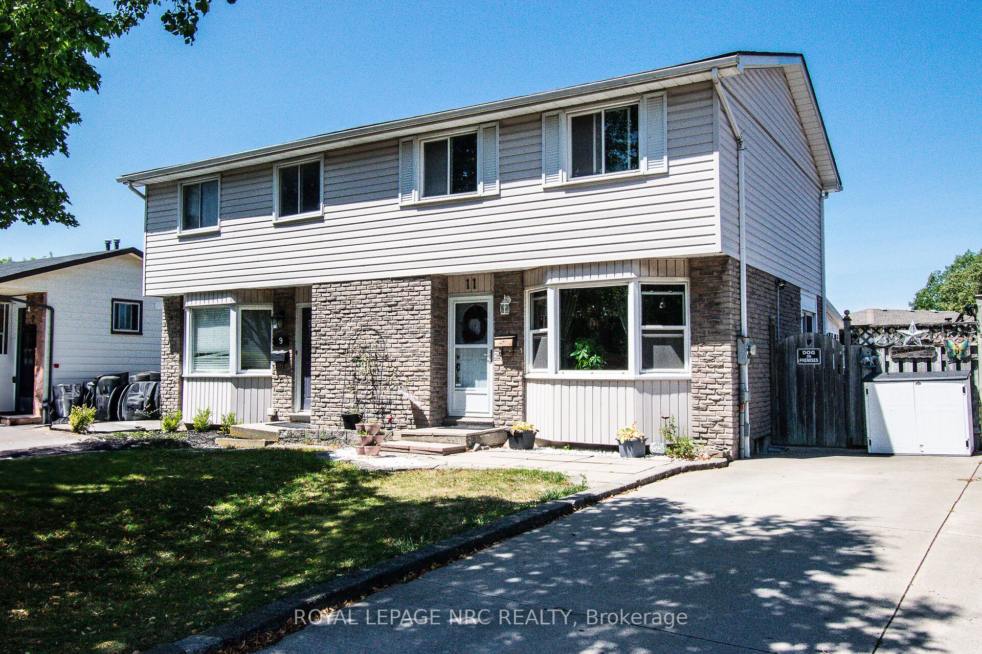 11 Exeter Drive Property Photo 1