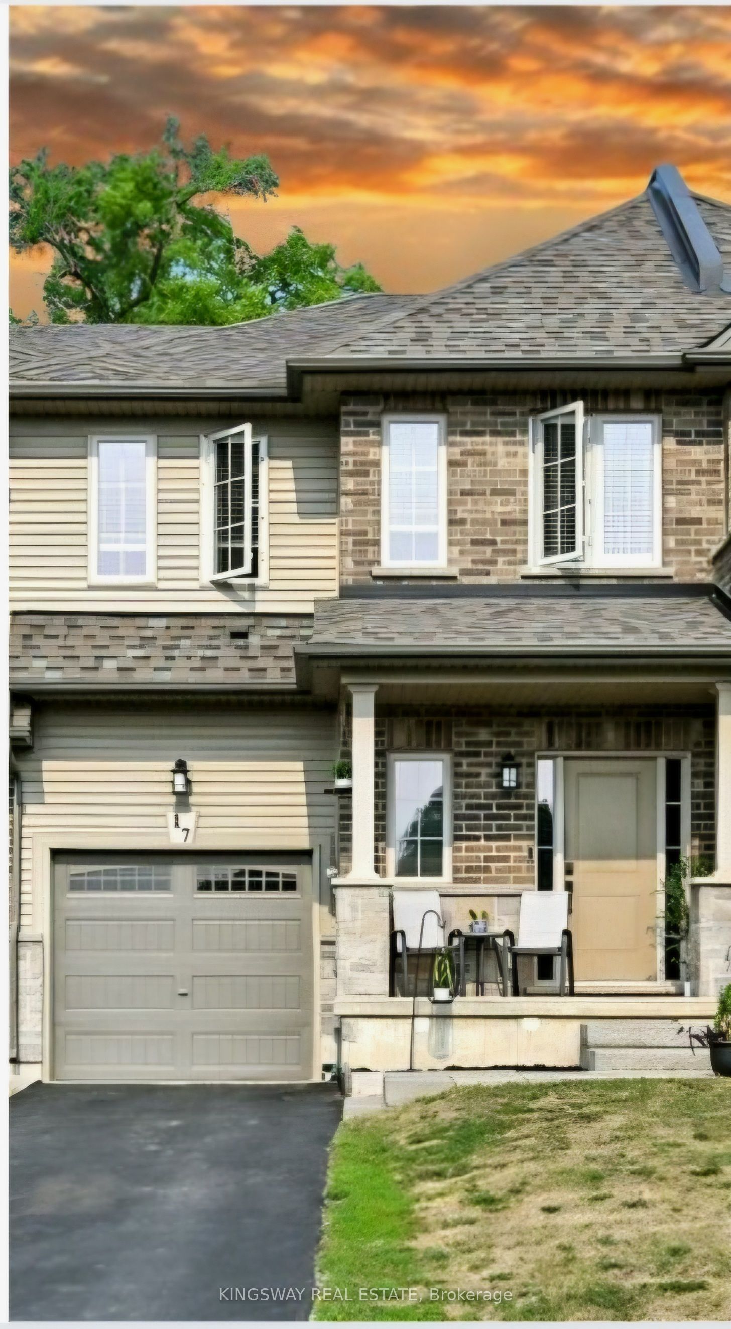 17 Dennis Drive Property Photo 1
