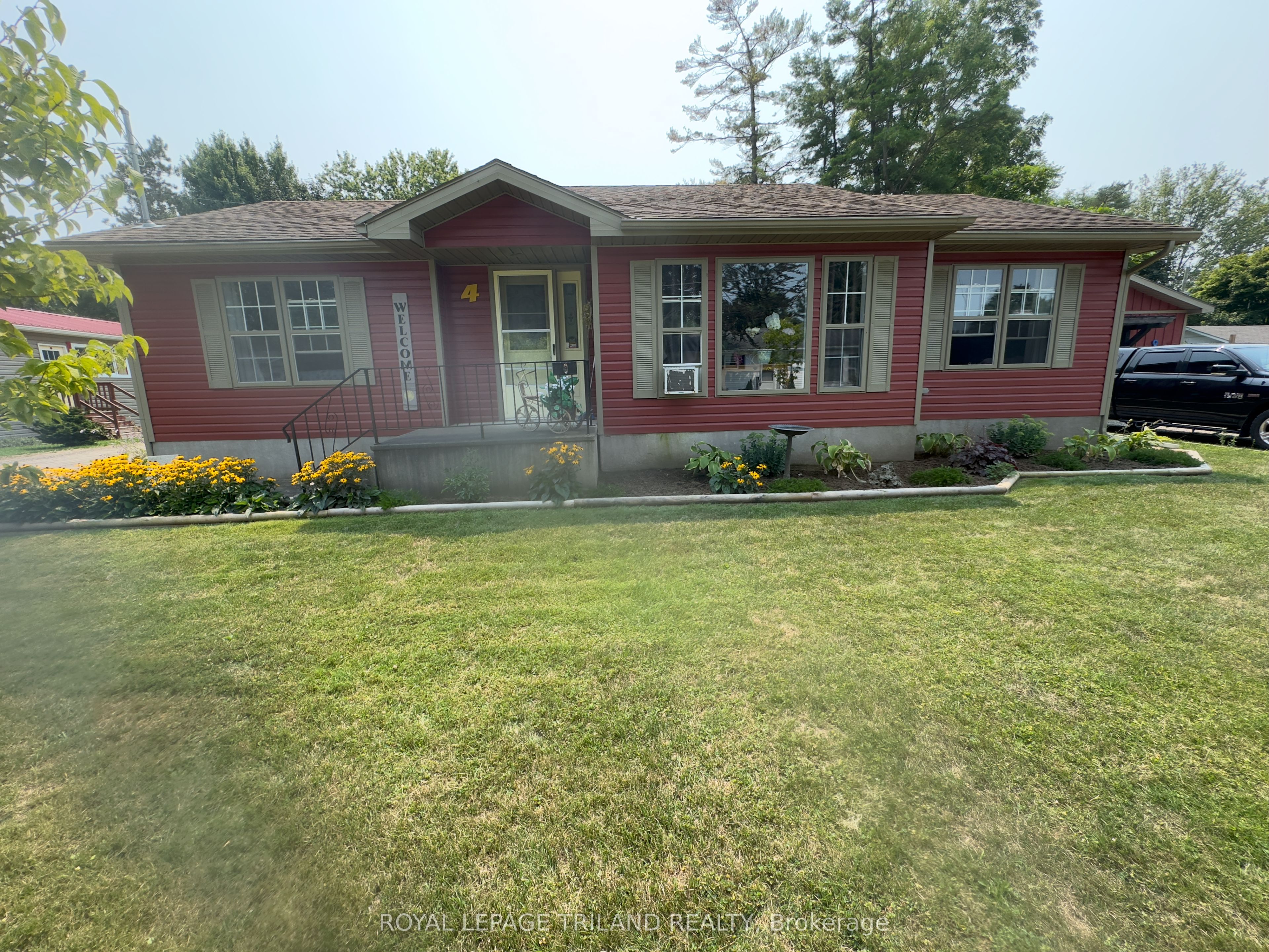 4 Grace Court Property Photo 1