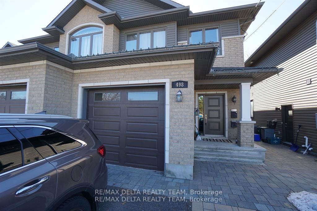 498 Moodie Drive Property Photo 1