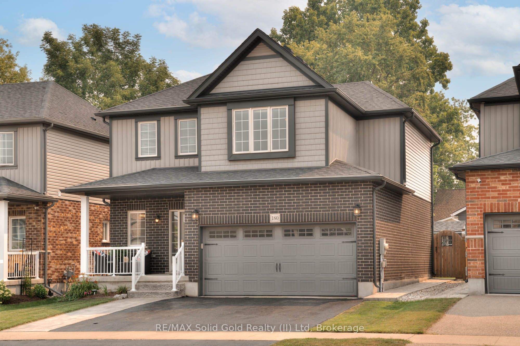 180 Snyder Avenue N Property Photo 1