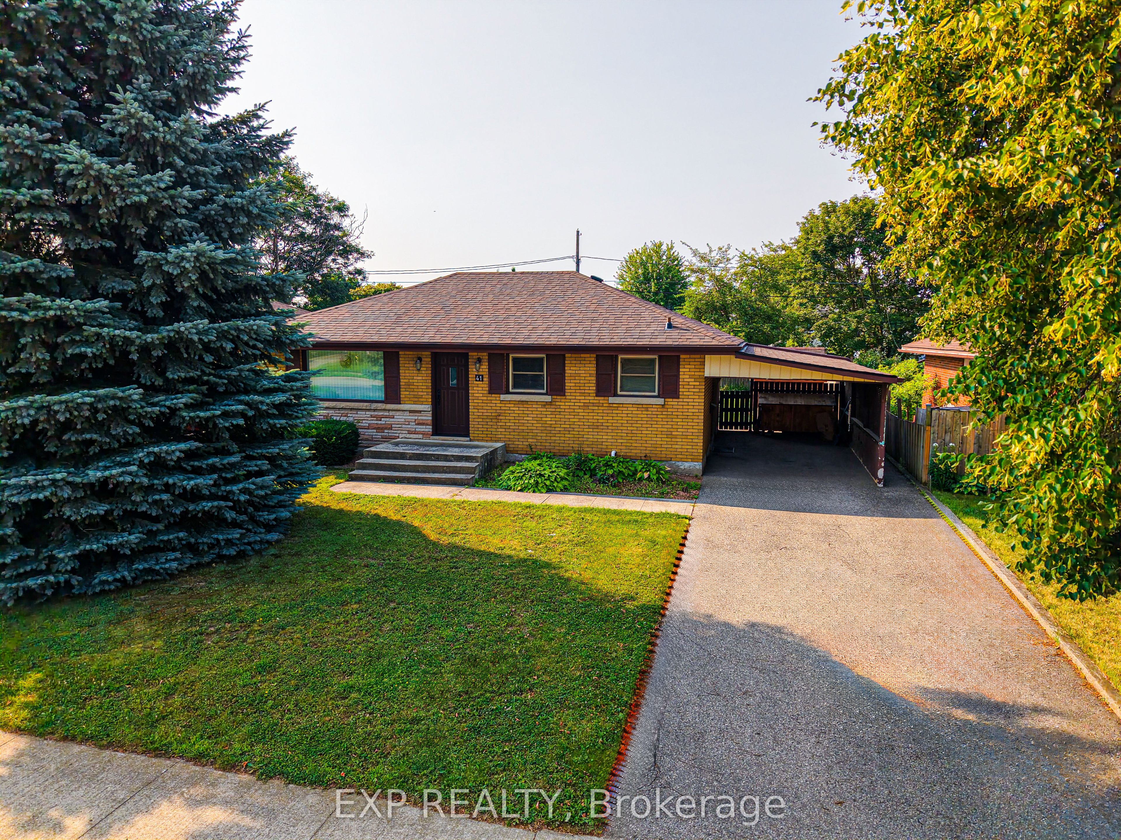 41 Hilltop Drive Property Photo 1