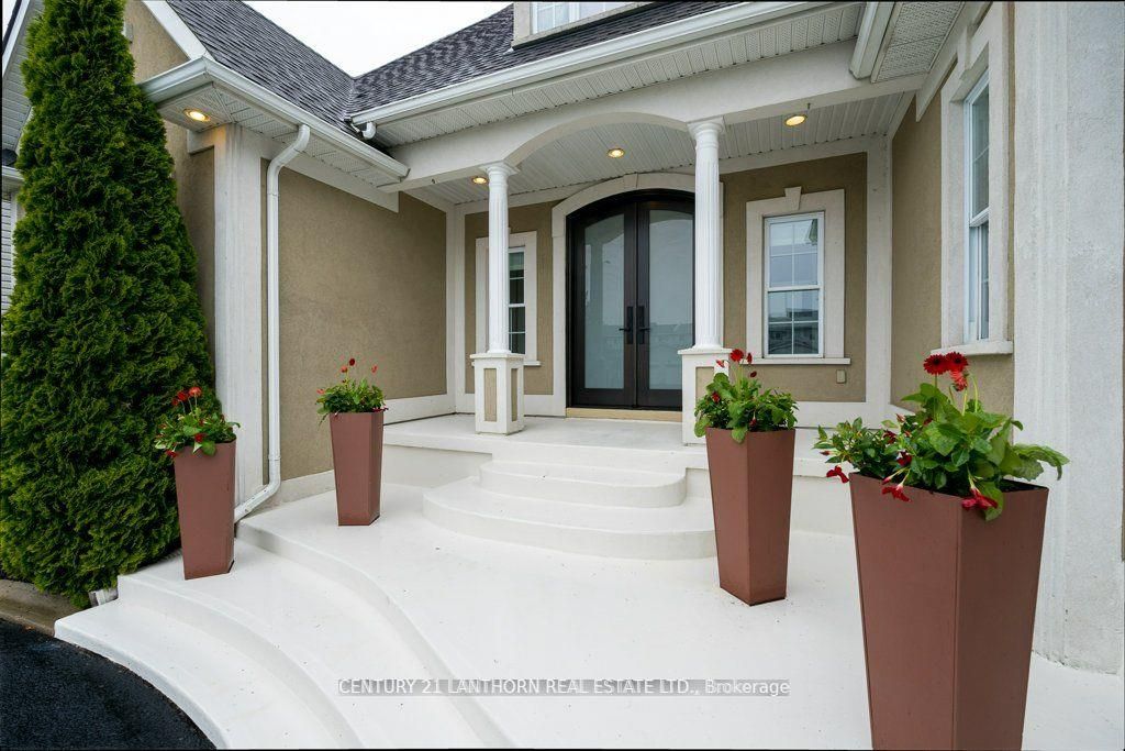 62 Davey Crescent Property Photo 5