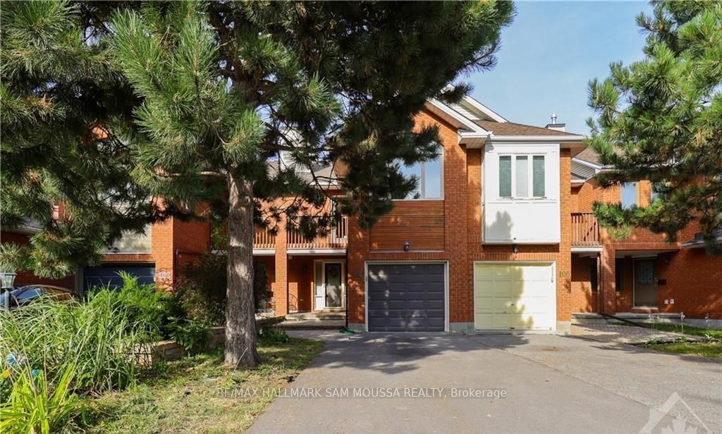 104 Thornbury Cres Property Photo 1