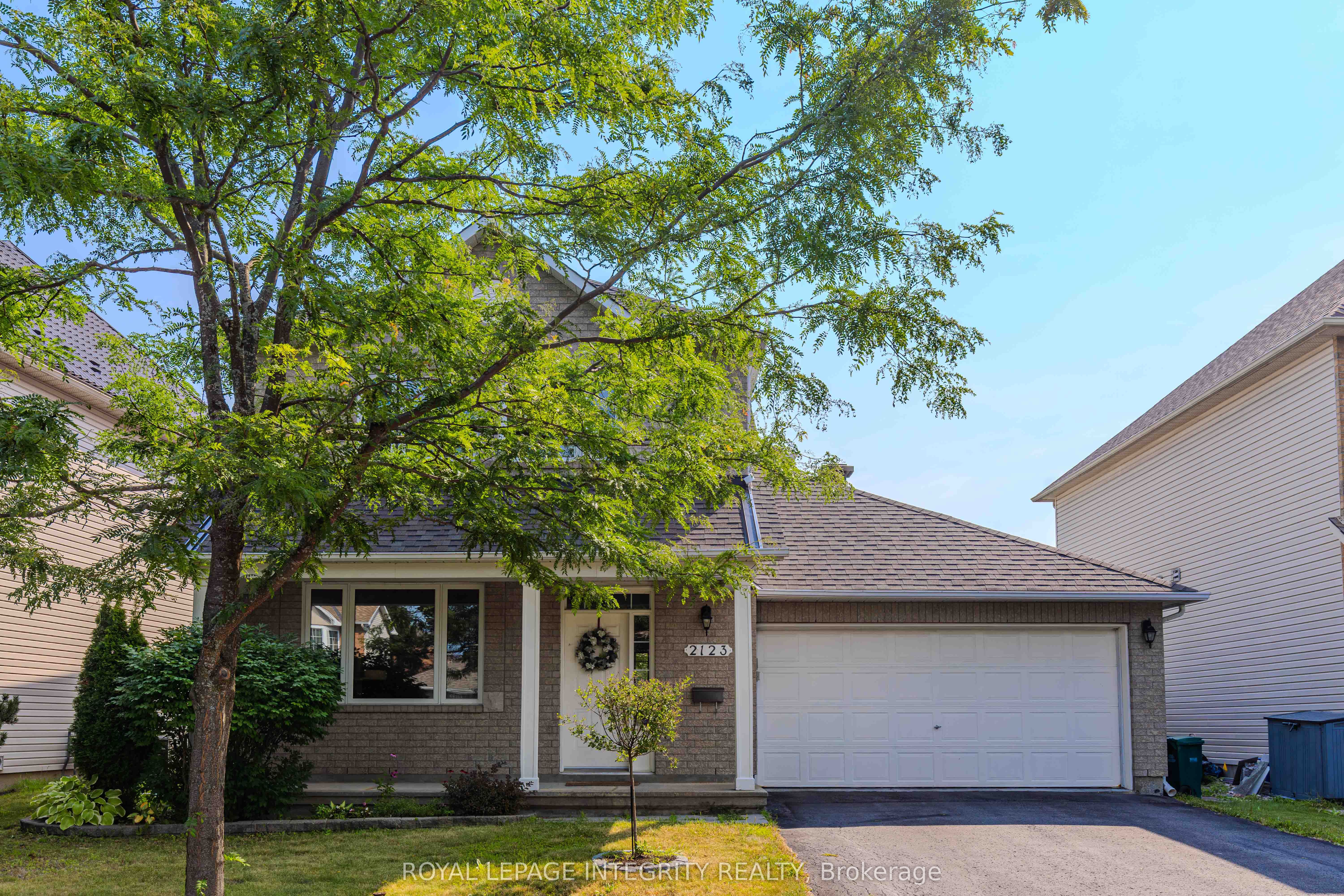2123 Esprit Dr Property Photo 1