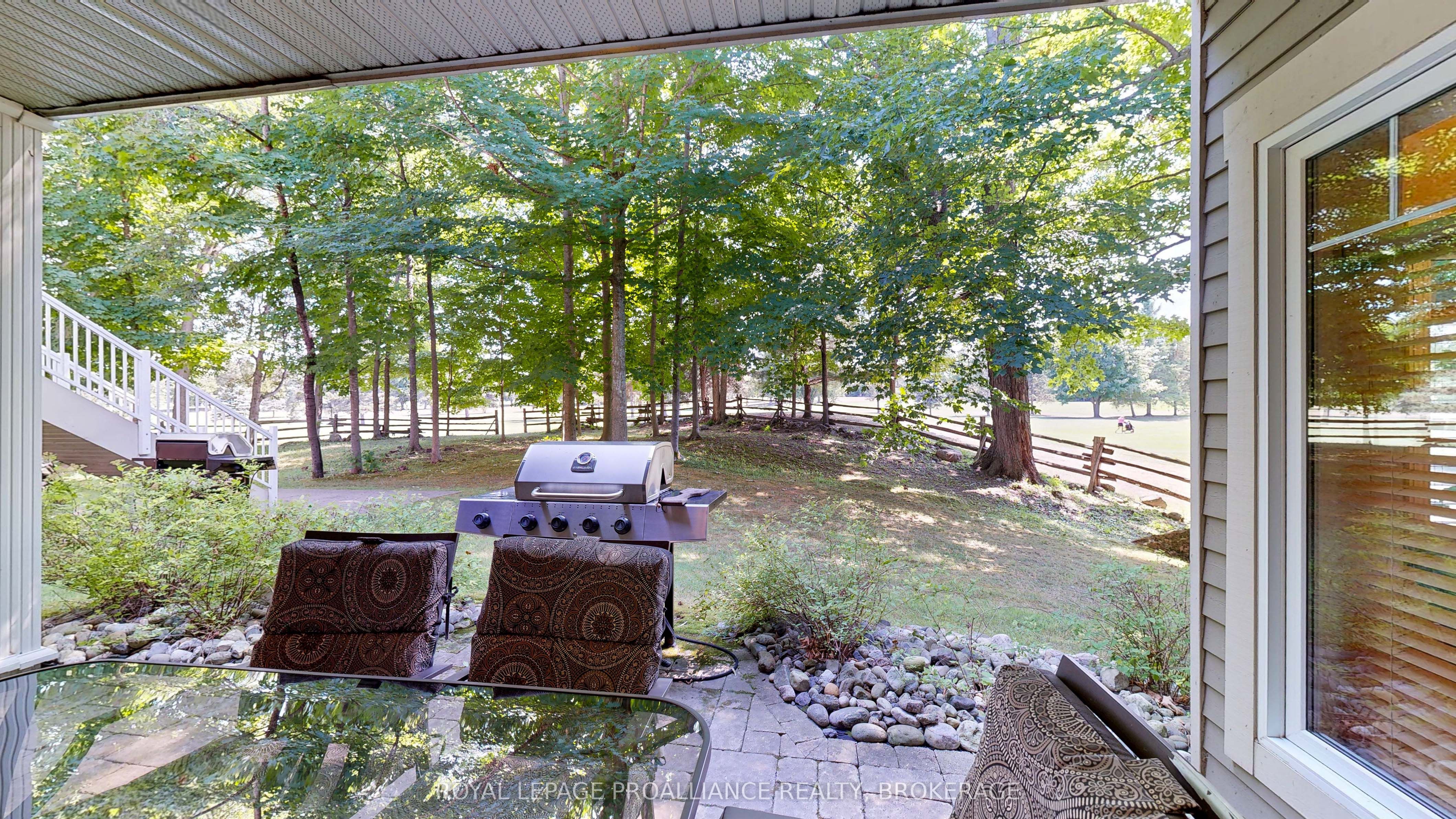532 10th Concession Road 12-6 Property Photo 20
