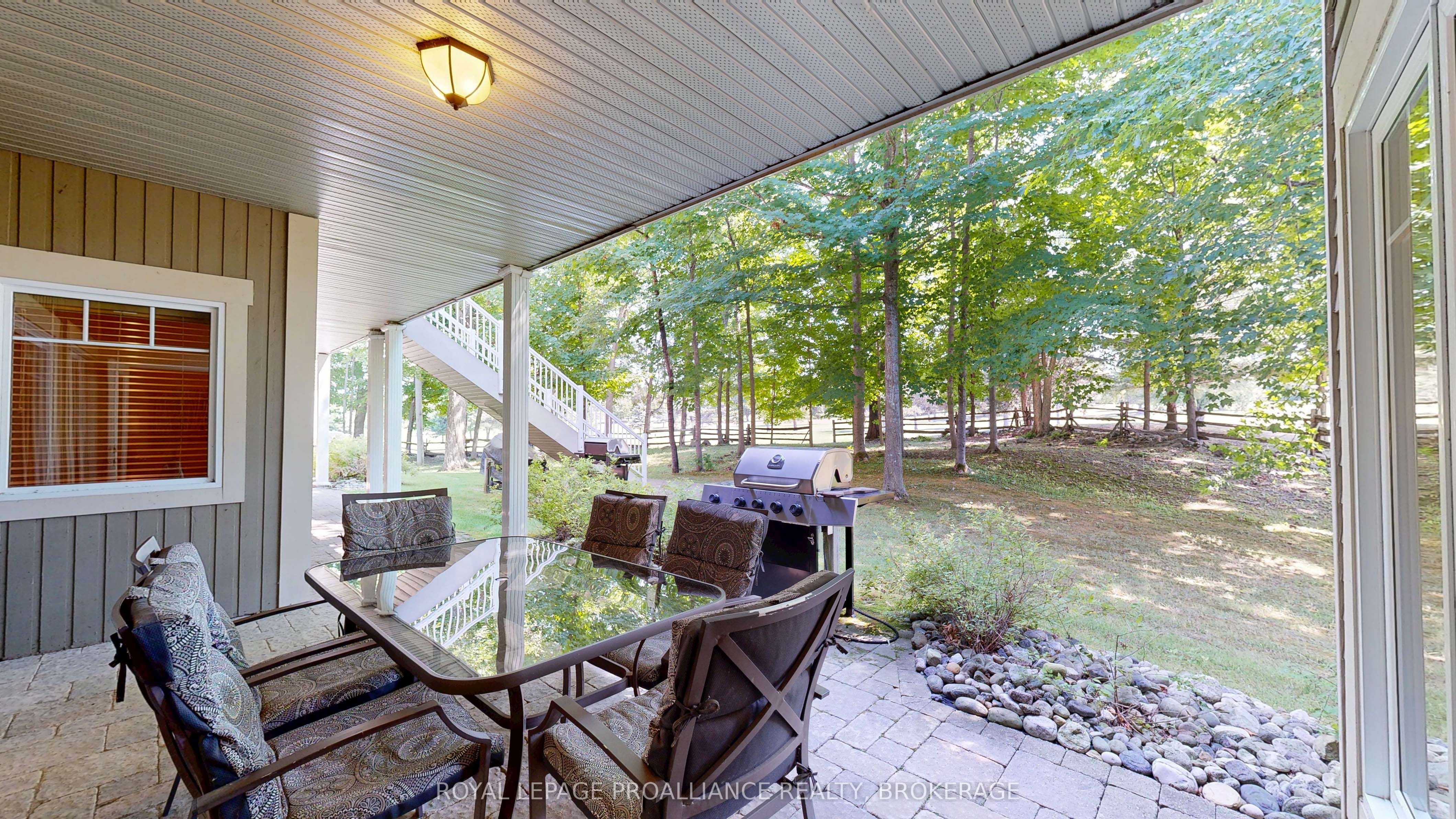 532 10th Concession Road 12-6 Property Photo 21