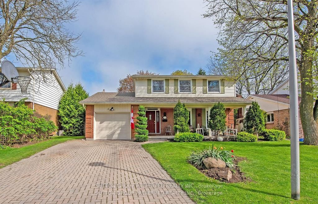 31 Milford Crescent Property Photo 1