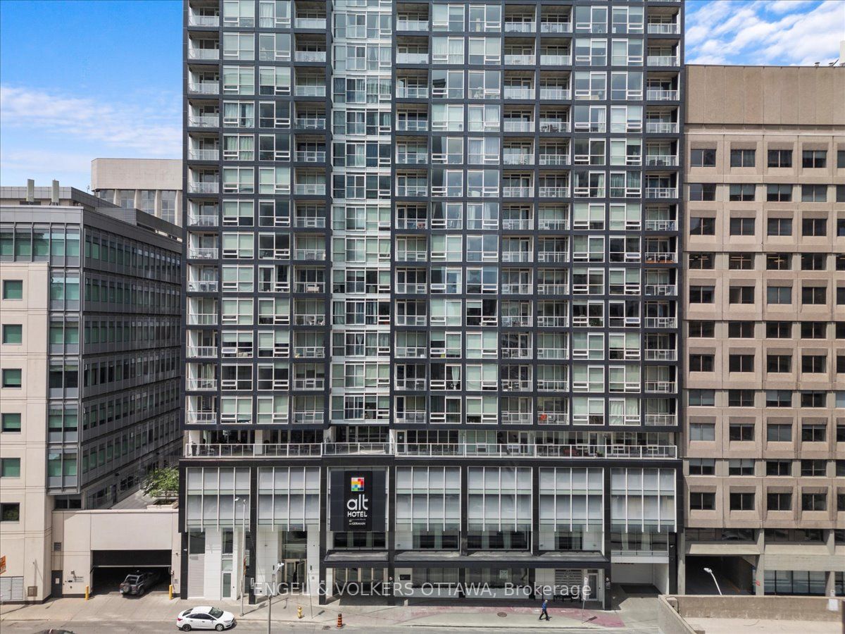 199 Slater Street 709