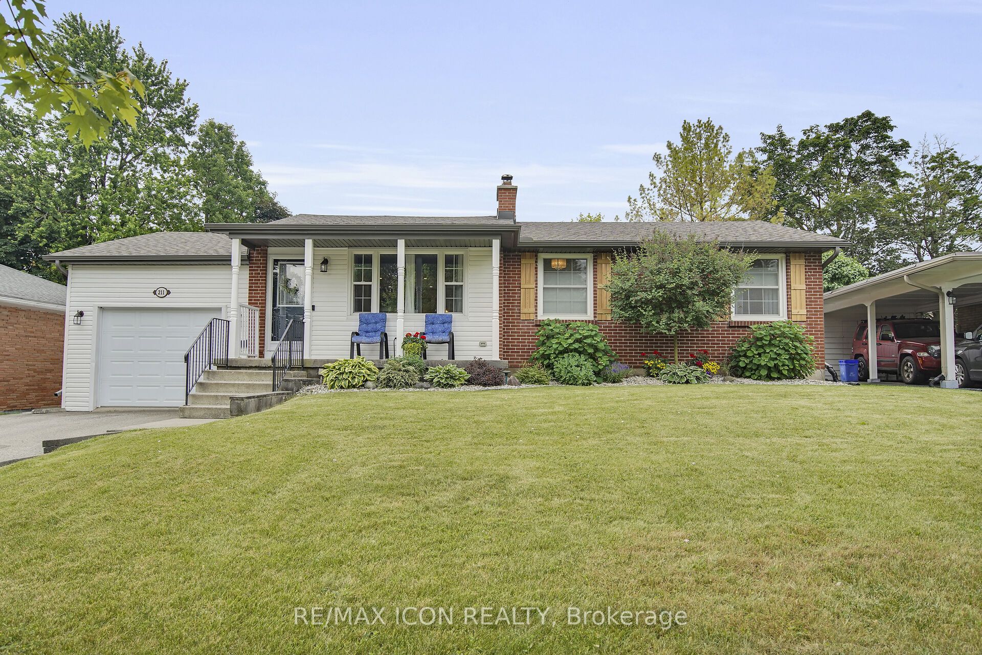 211 Tavistock Road Property Photo 1