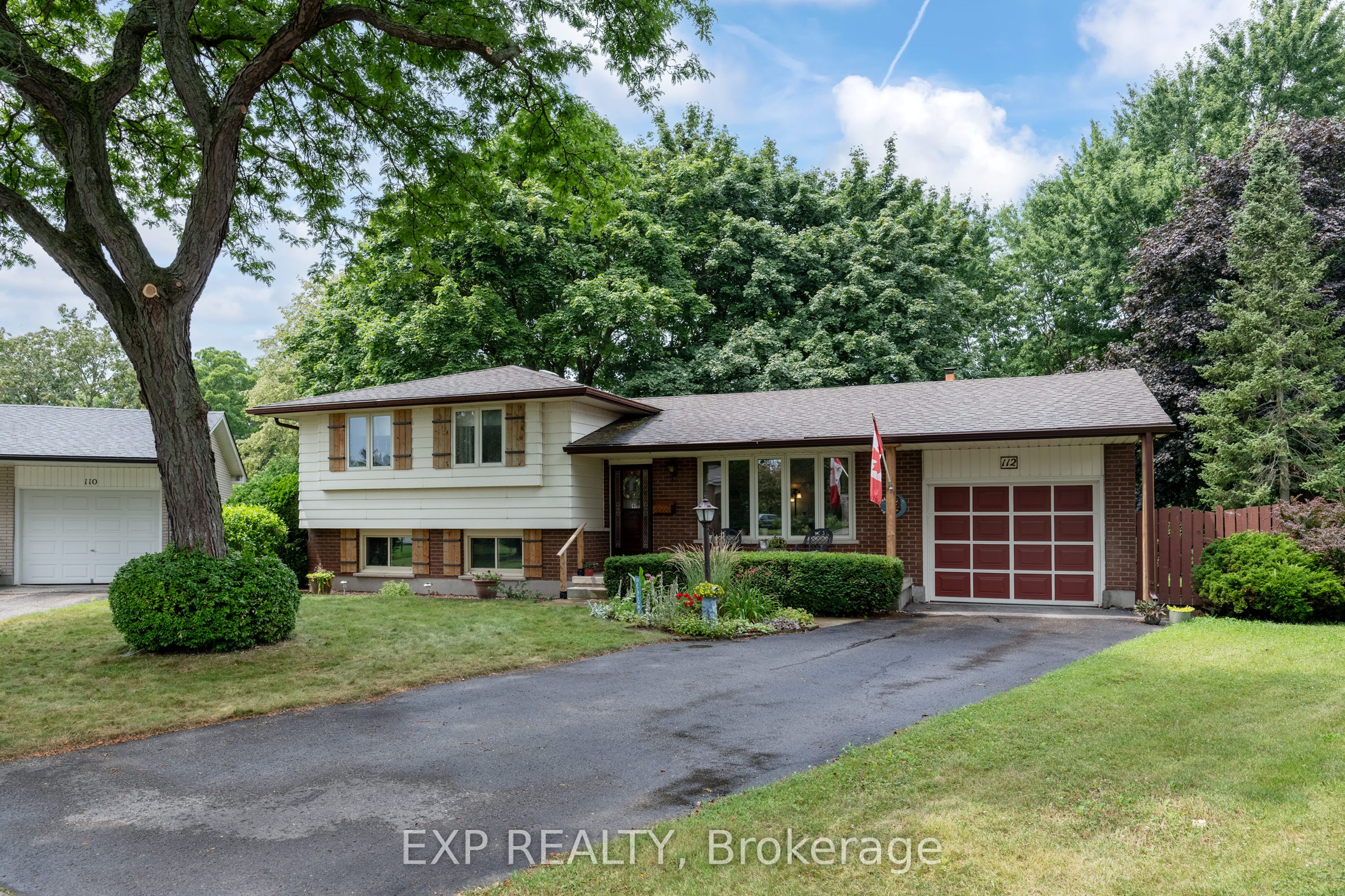 112 Jermyn Pl Property Photo 1