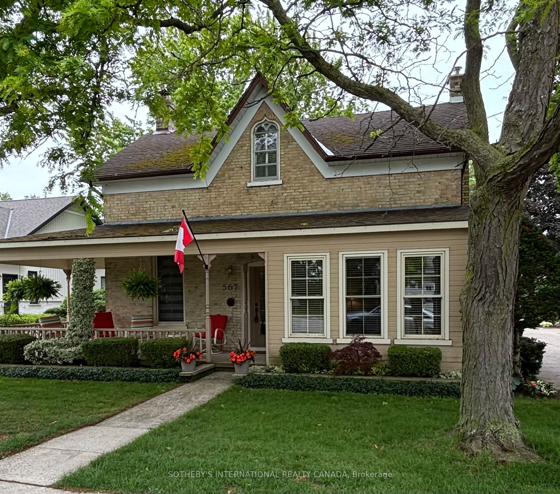 567 Huron Ter