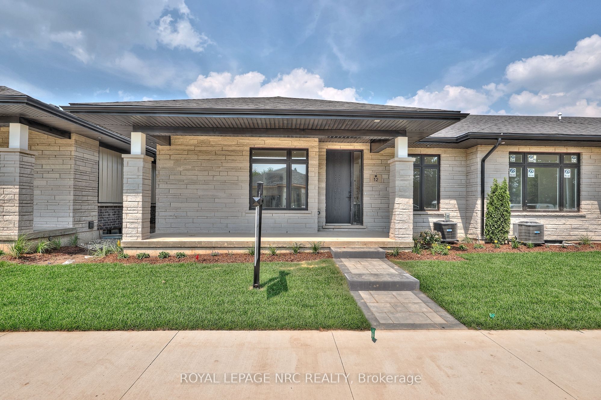 12 Accursi Cres