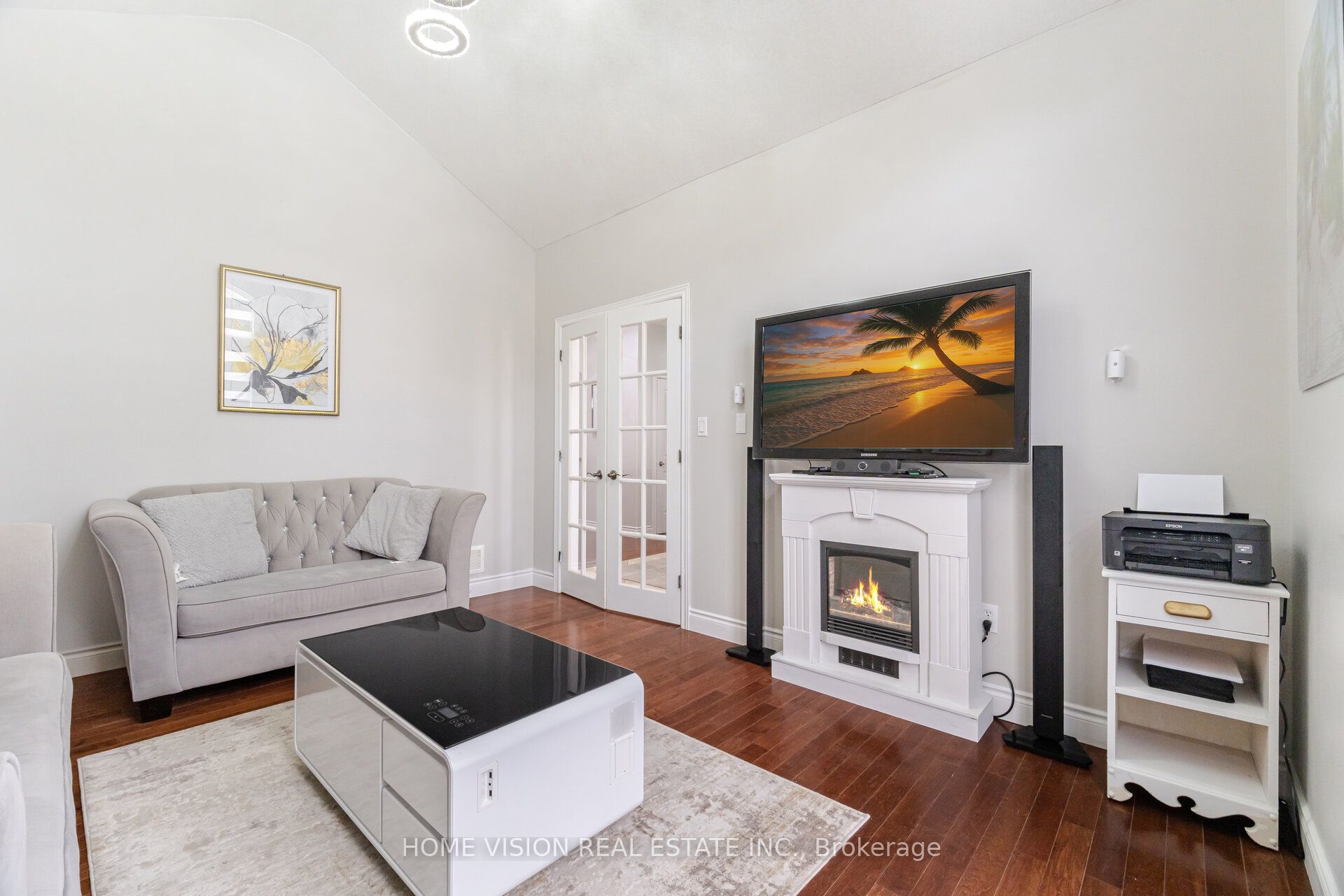 595 Firefly Drive S Property Photo 10