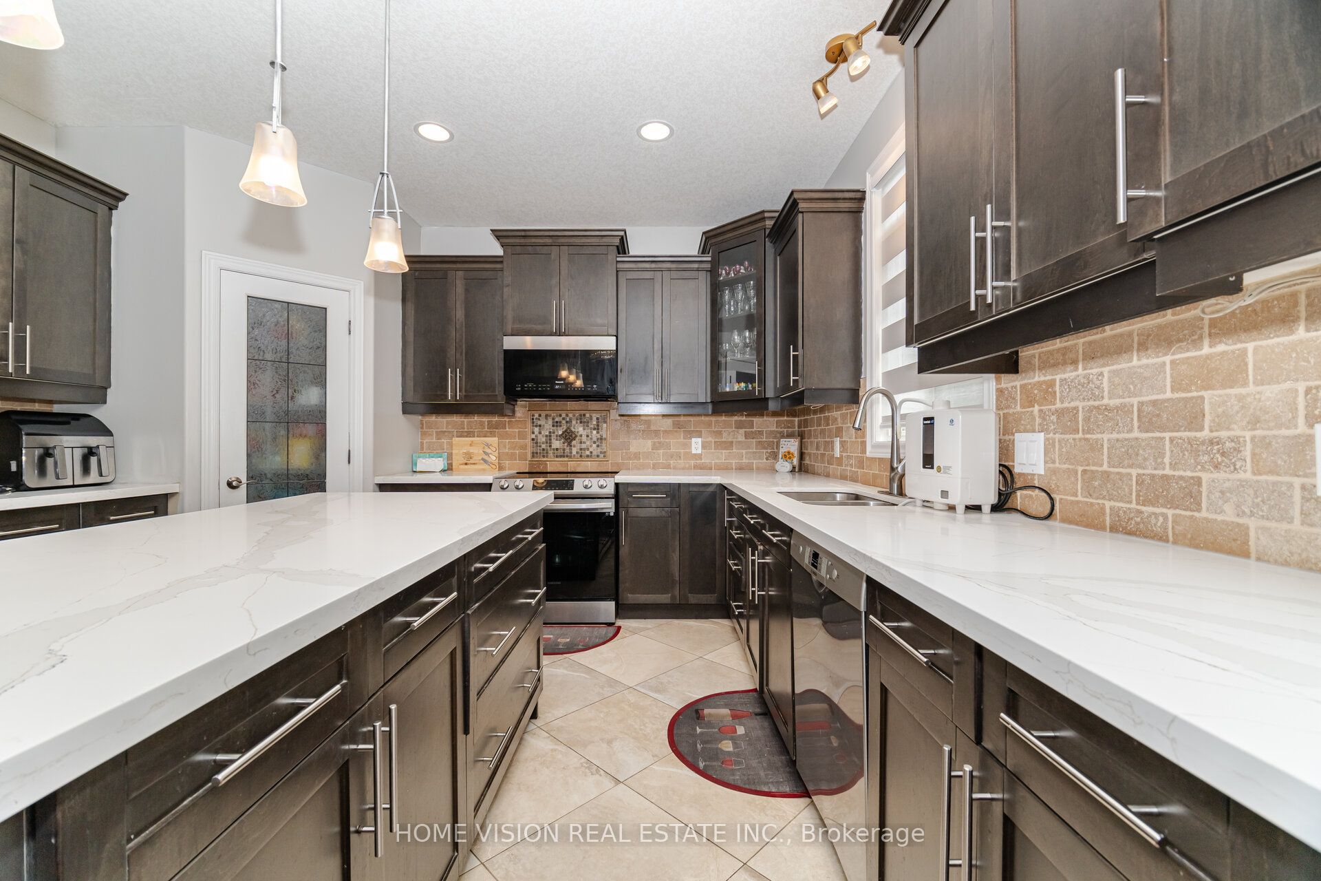 595 Firefly Drive S Property Photo 17