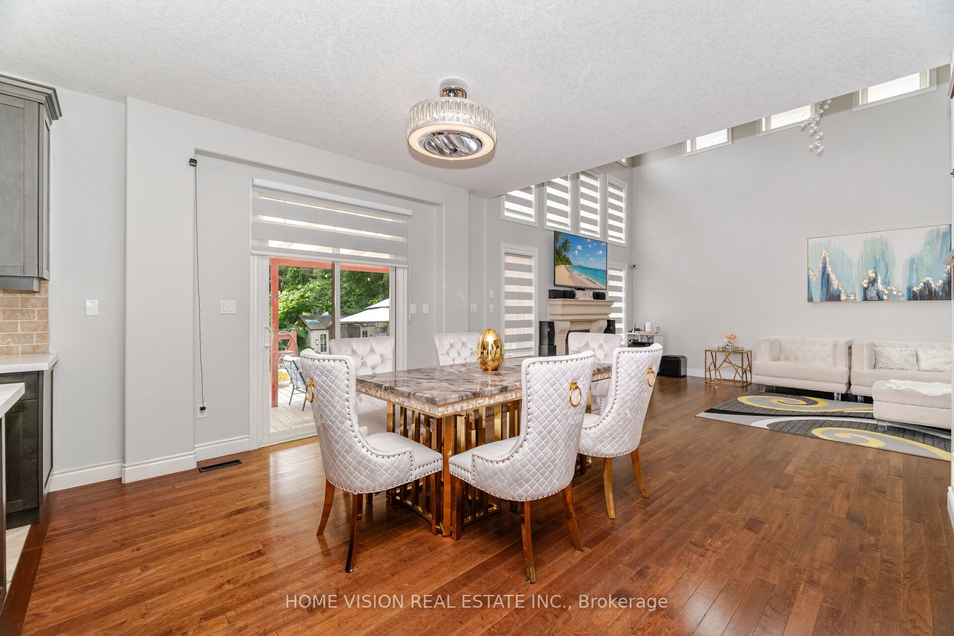 595 Firefly Drive S Property Photo 20